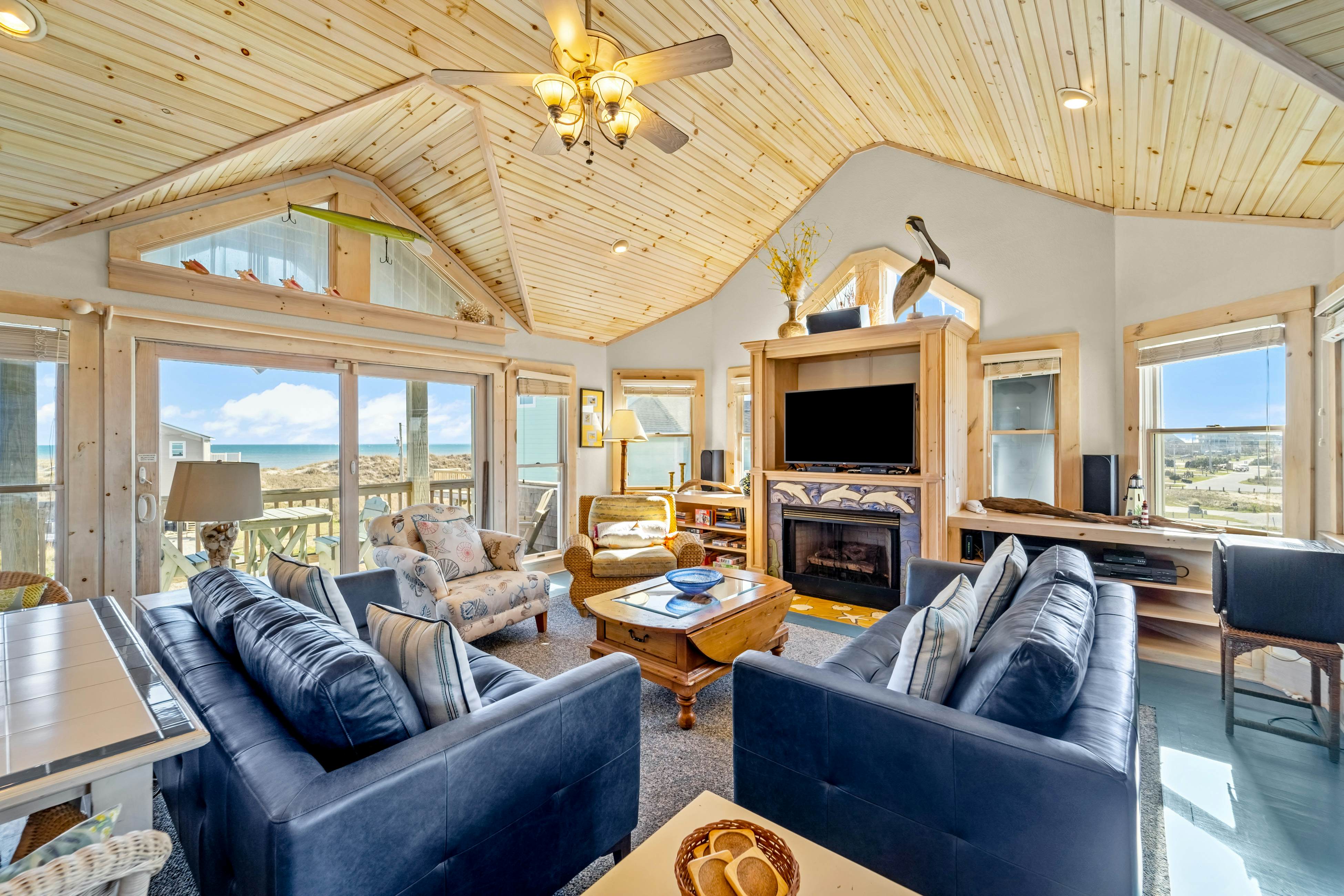 HALE135 Hatteras Memories