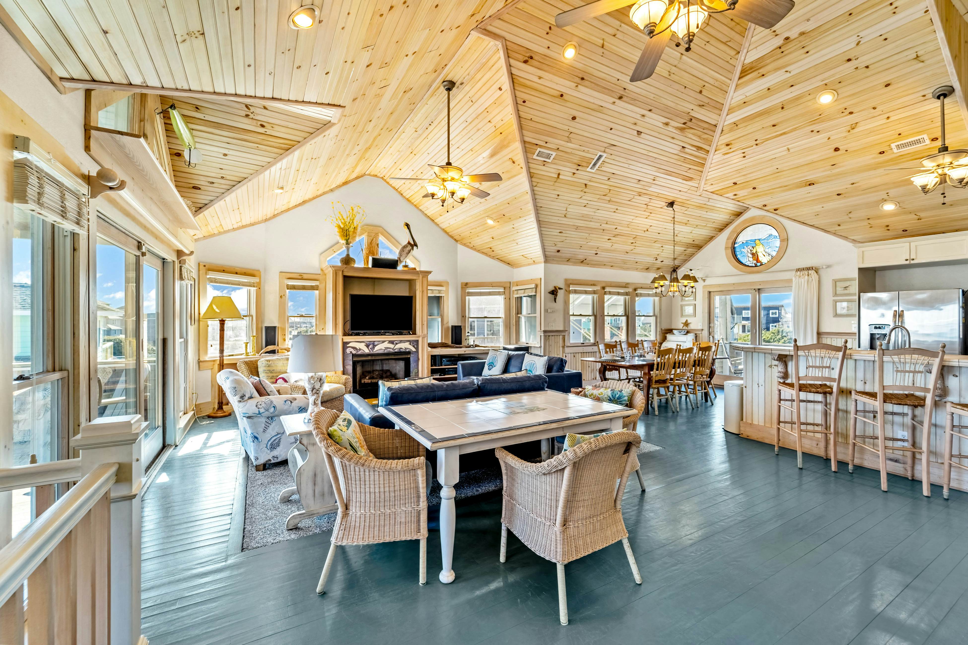 HALE135 Hatteras Memories