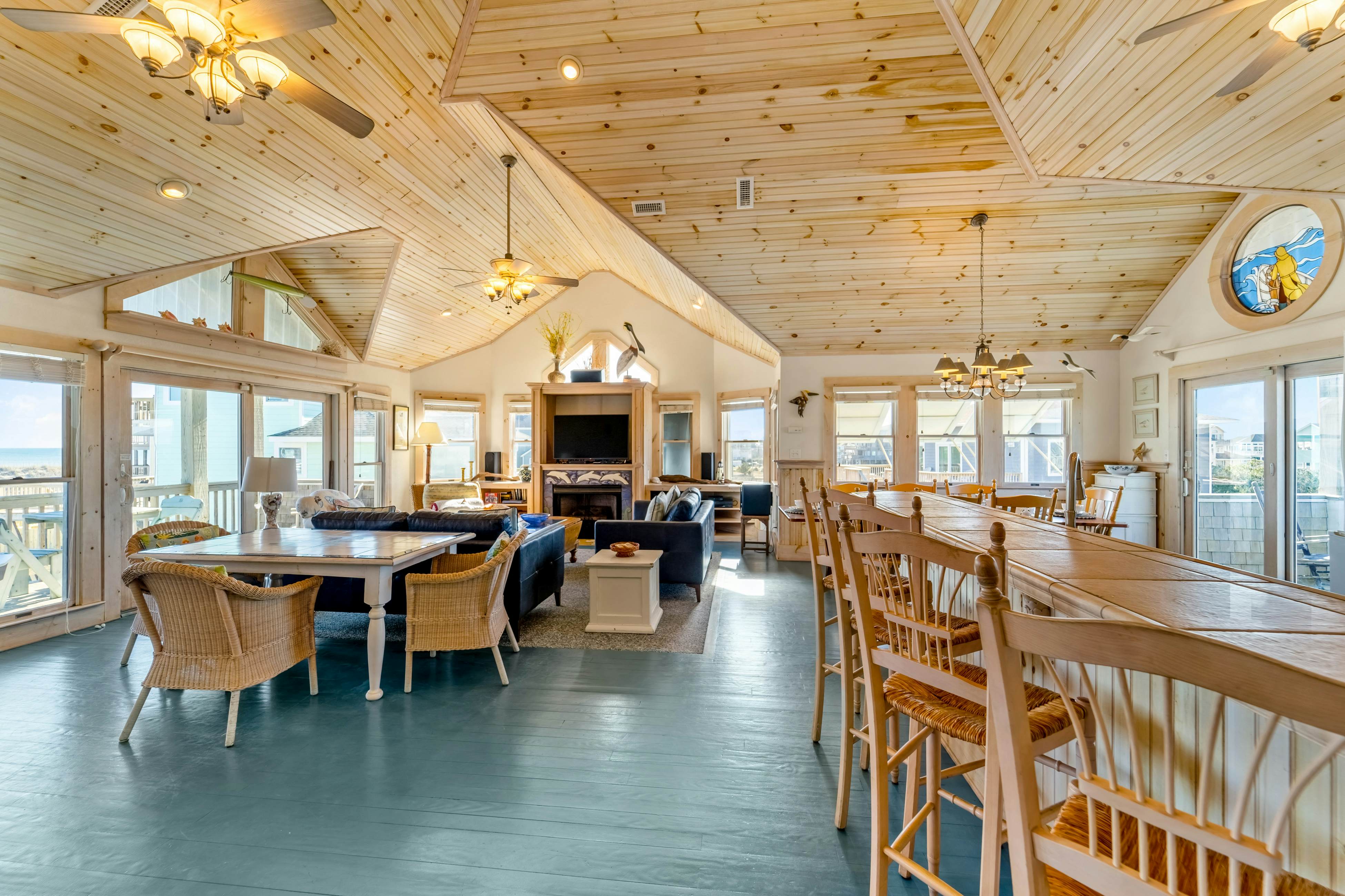 HALE135 Hatteras Memories