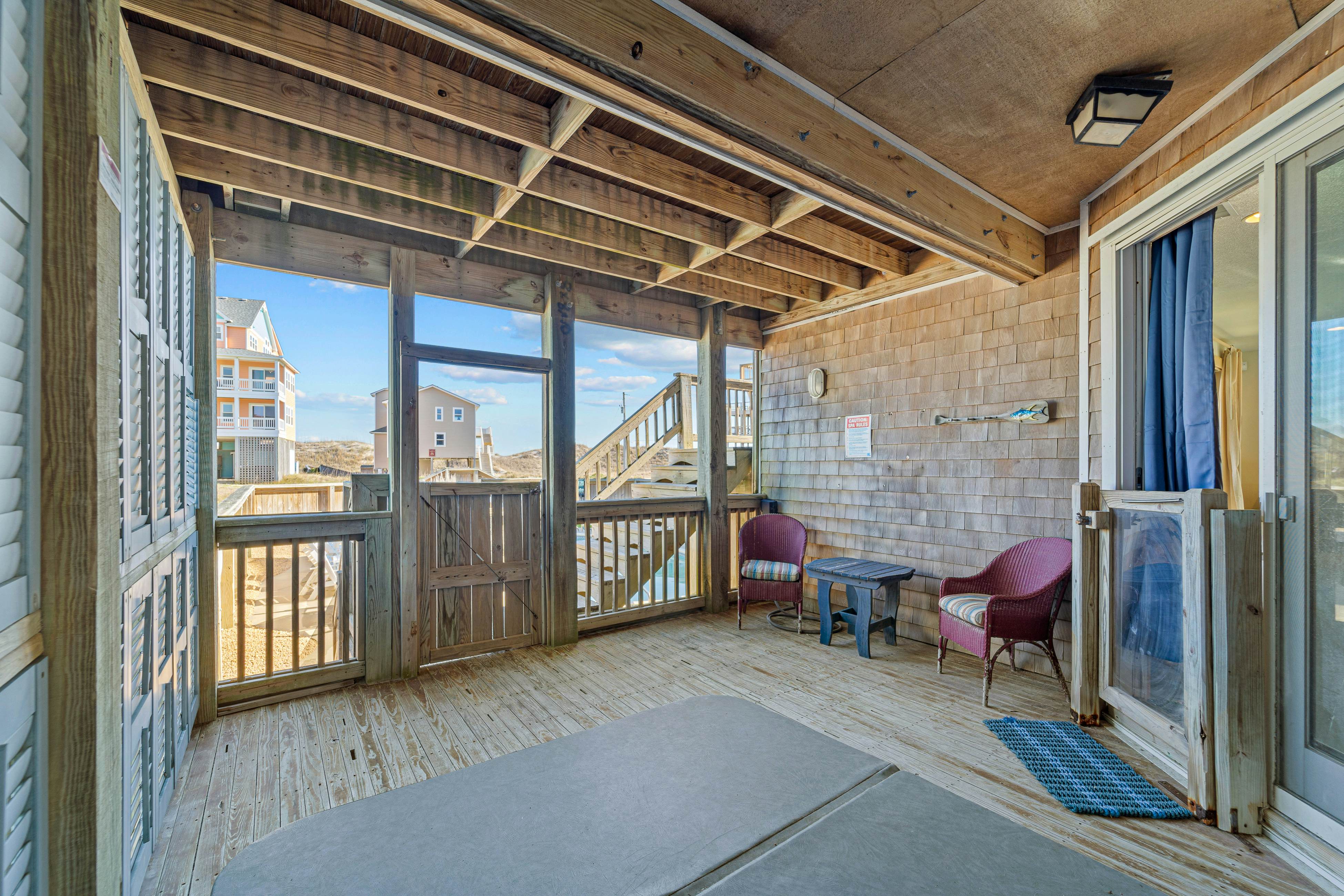 HALE135 Hatteras Memories