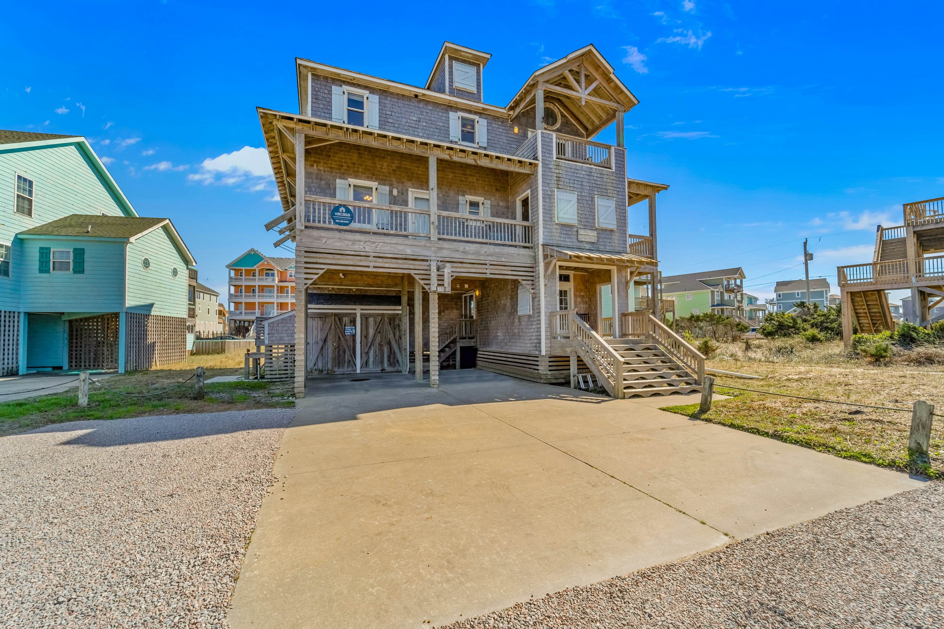 HALE135 Hatteras Memories