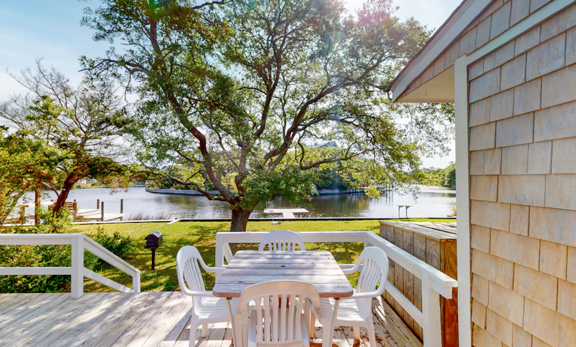 Waterfront House w/ Water View, Shared Pool, Private Washer/Dryer, & Free WiFi