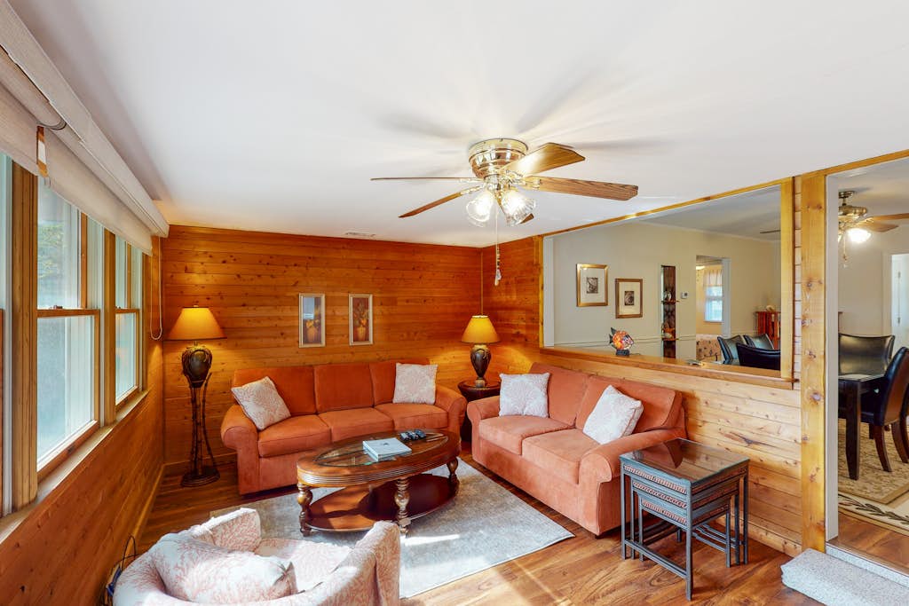 Waterfront House w/ Water View, Shared Pool, Private Washer/Dryer, & Free WiFi