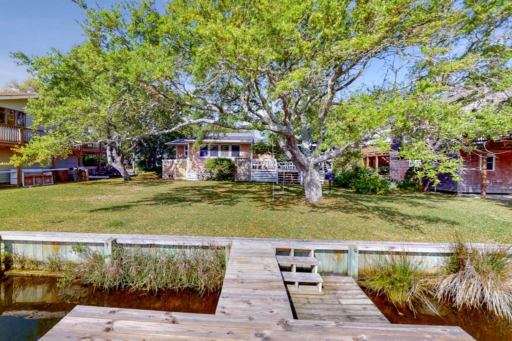 Waterfront House w/ Water View, Shared Pool, Private Washer/Dryer, & Free WiFi