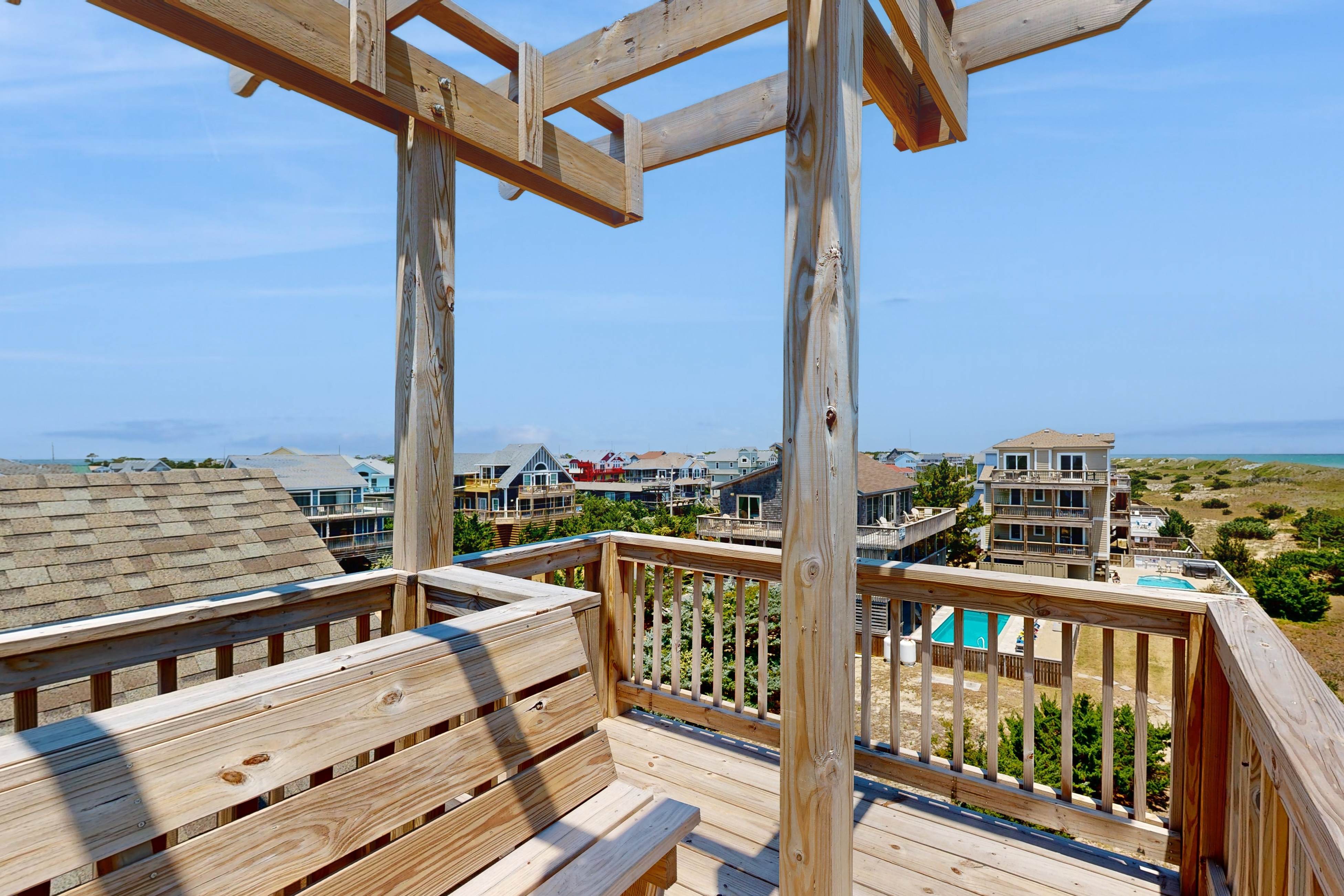 Oceanfront, dog-friendly house with private hot tub, pool, AC, & lovely views