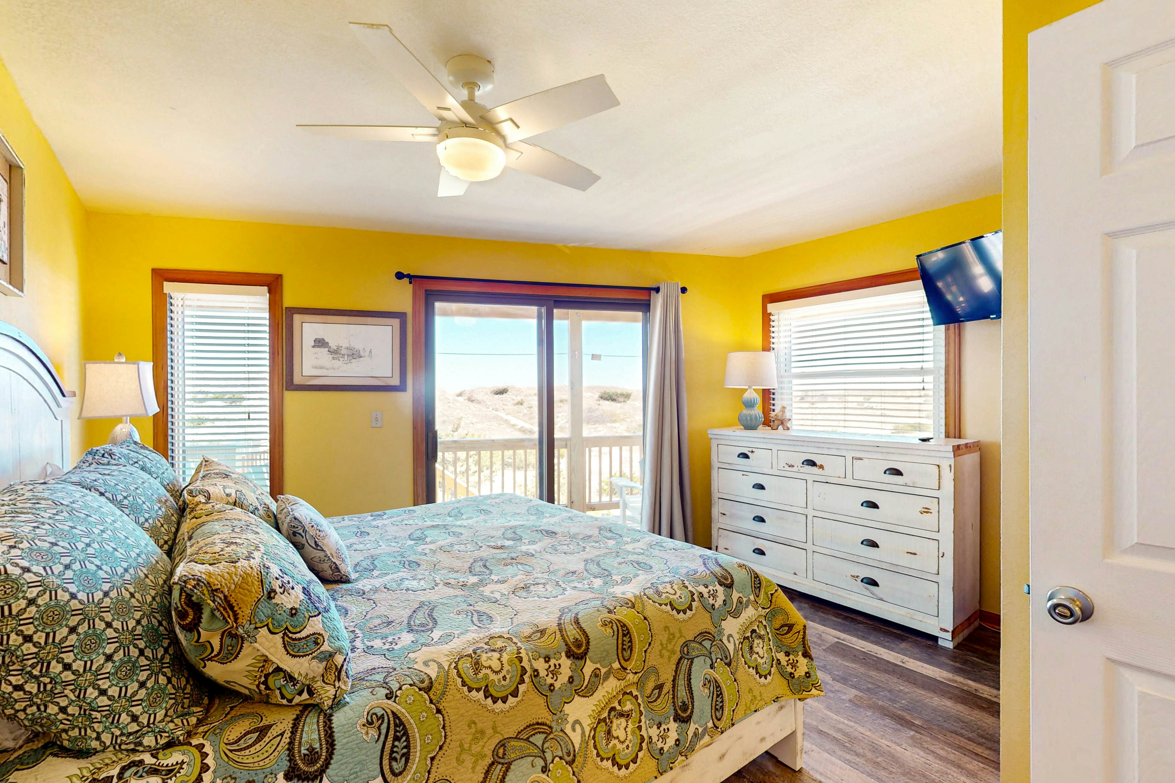 WVSIH14 TanOurFannies