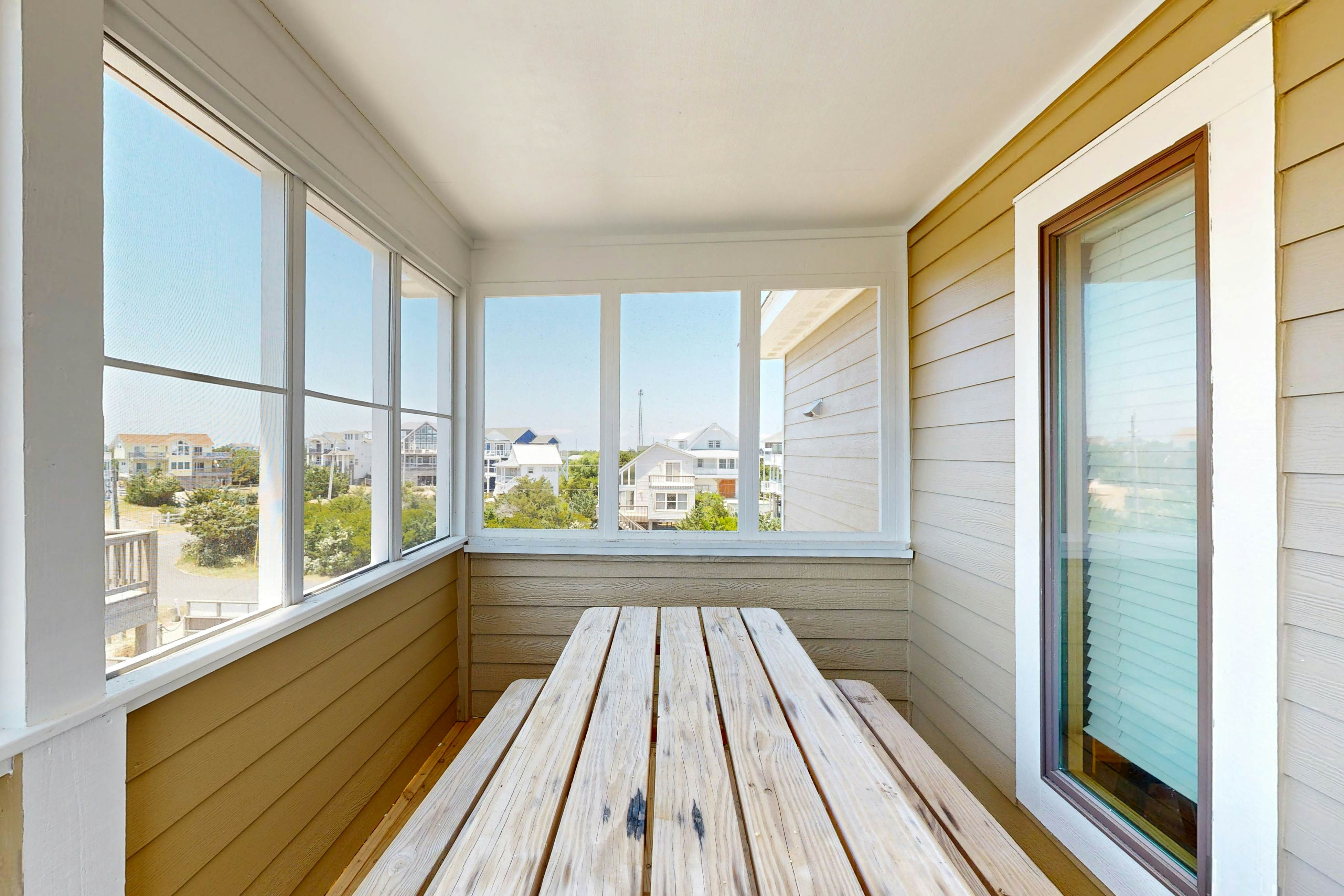 WVSIH14 TanOurFannies