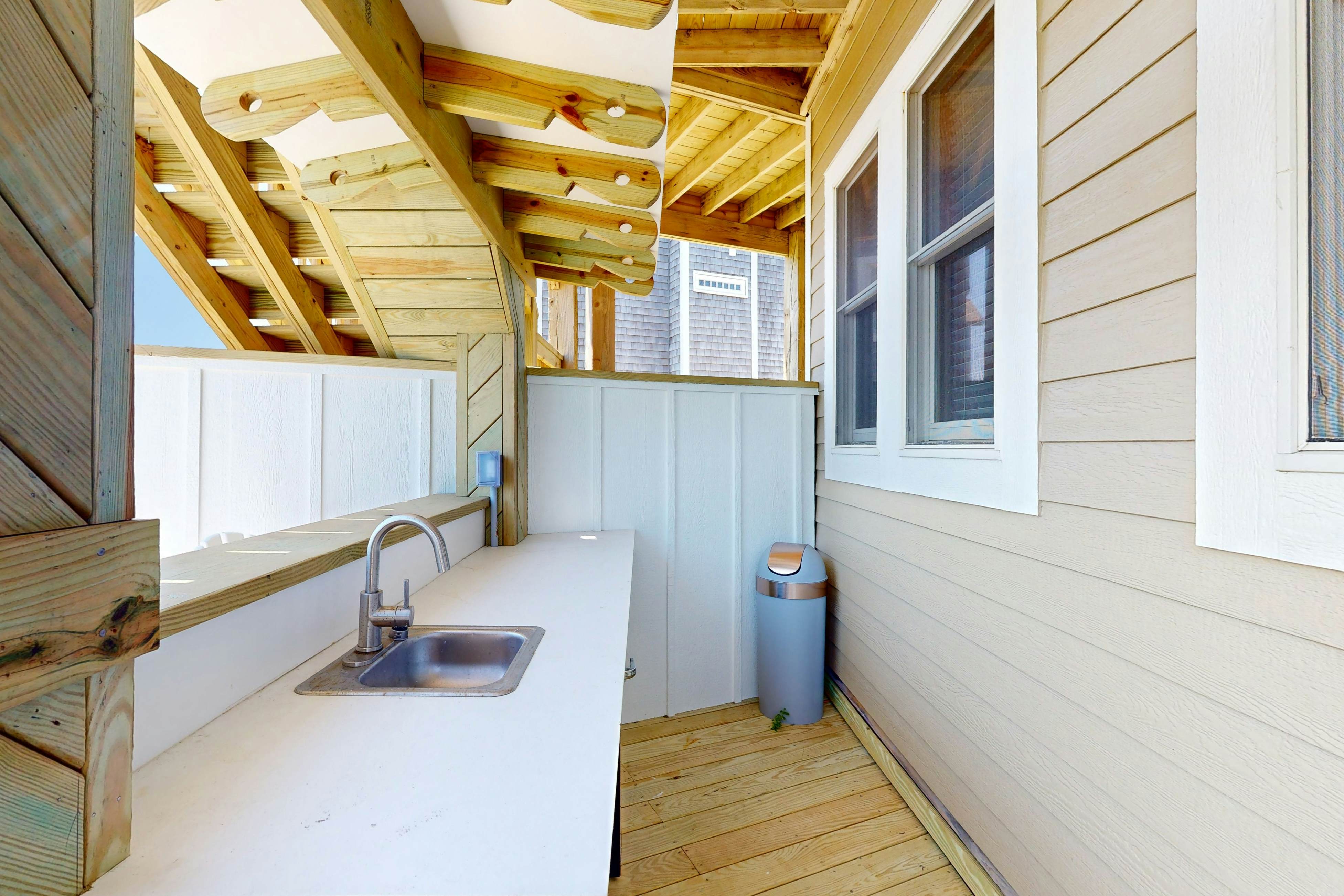 WVSIH14 TanOurFannies