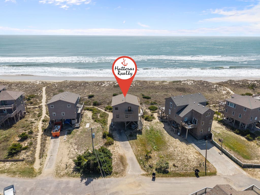 Oceanfront House w/Central AC, Free WiFi, Private Washer/Dryer, Shared Pool
