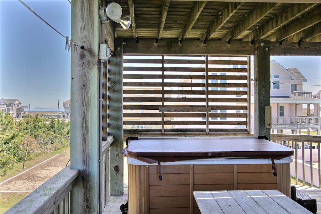 Dog-friendly house with AC, W/D, private pool, & hot tub