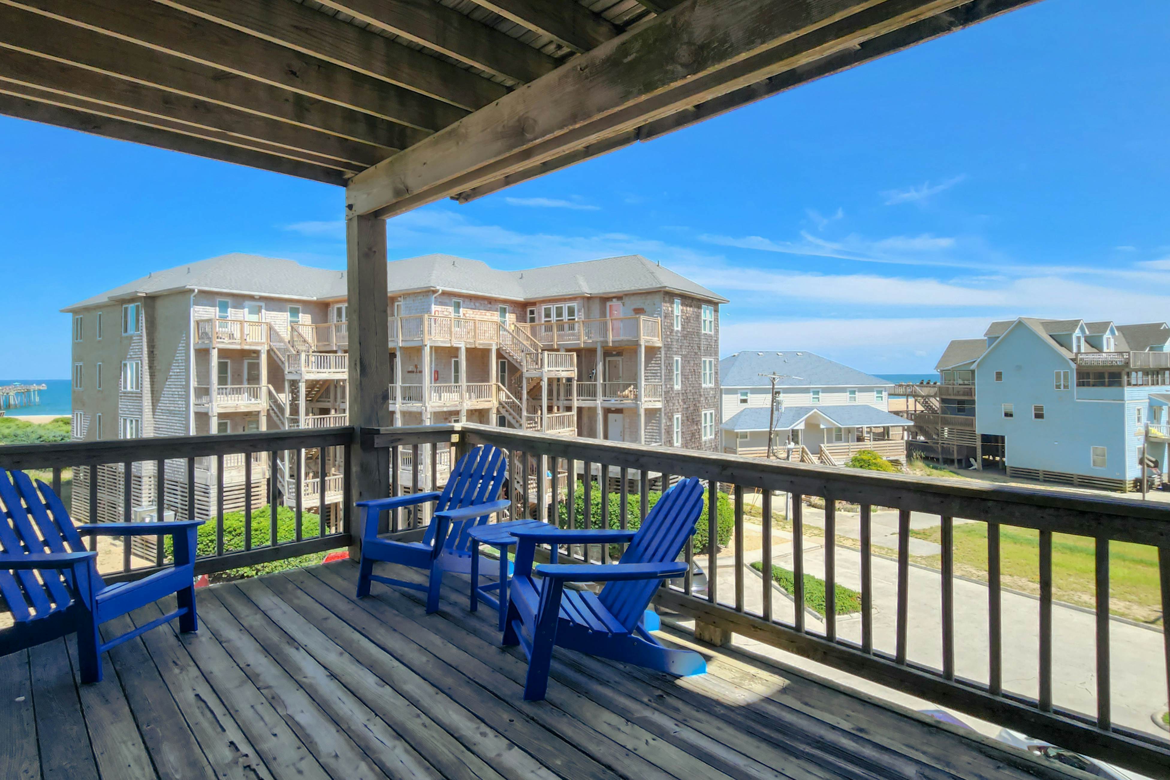 AVIK13 Avon Calling  #13-IC