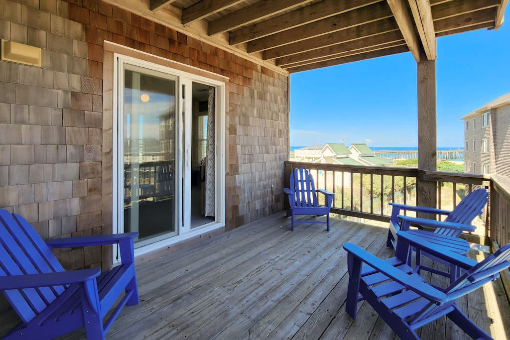 Inviting Condo w/Shared Outdoor Pool, Central A/C, Free WiFi, and Ocean View
