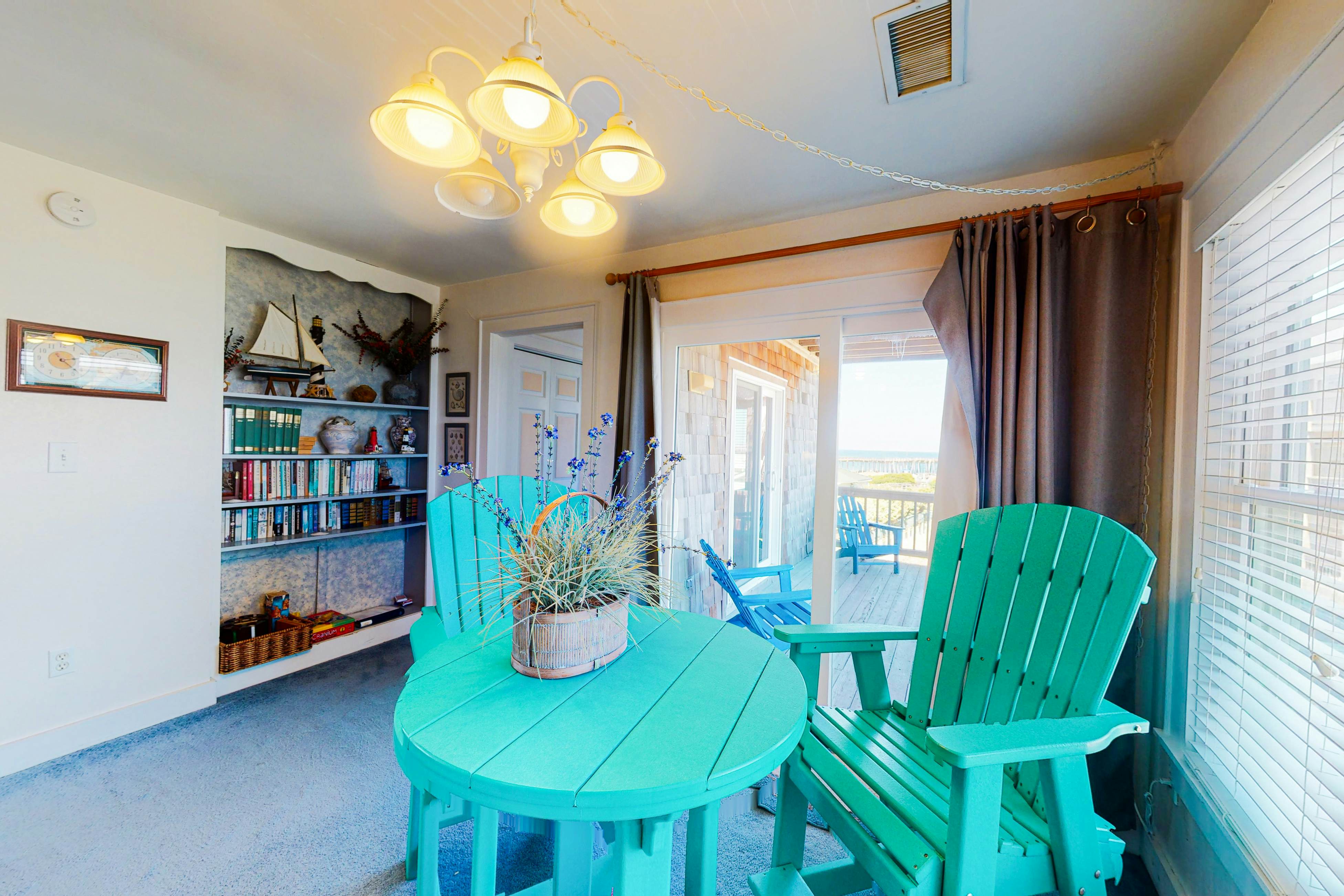 AVIK13 Avon Calling  #13-IC