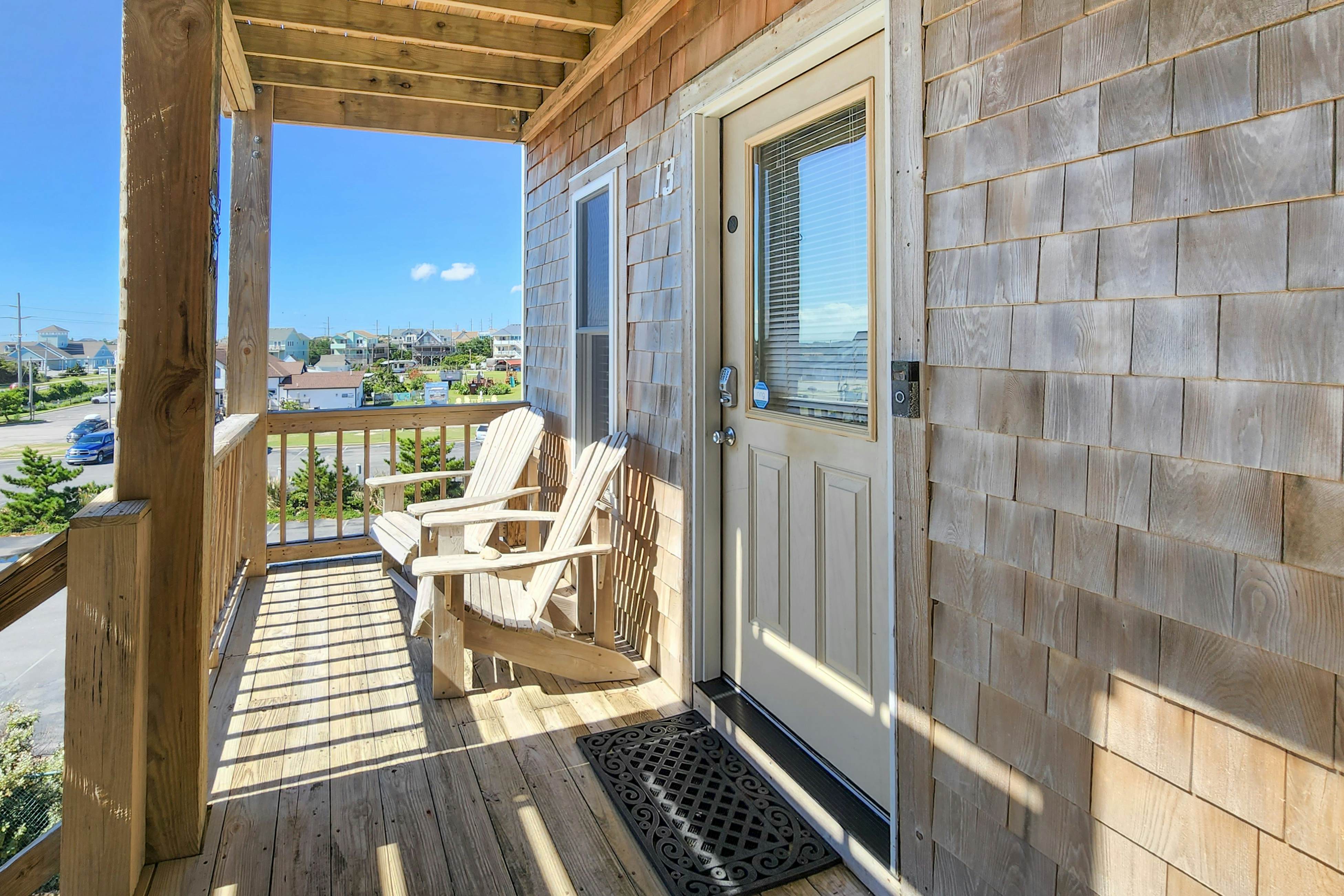 AVIK13 Avon Calling  #13-IC