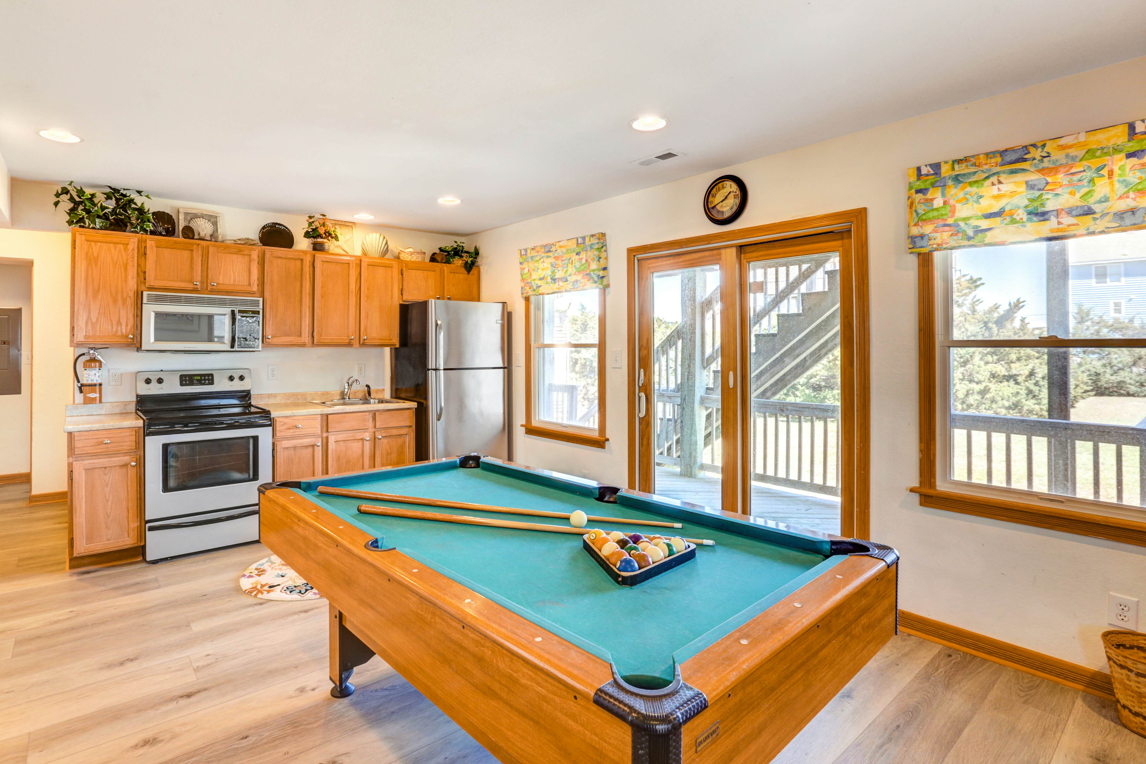 WVSIS7 Beauty on the Beach