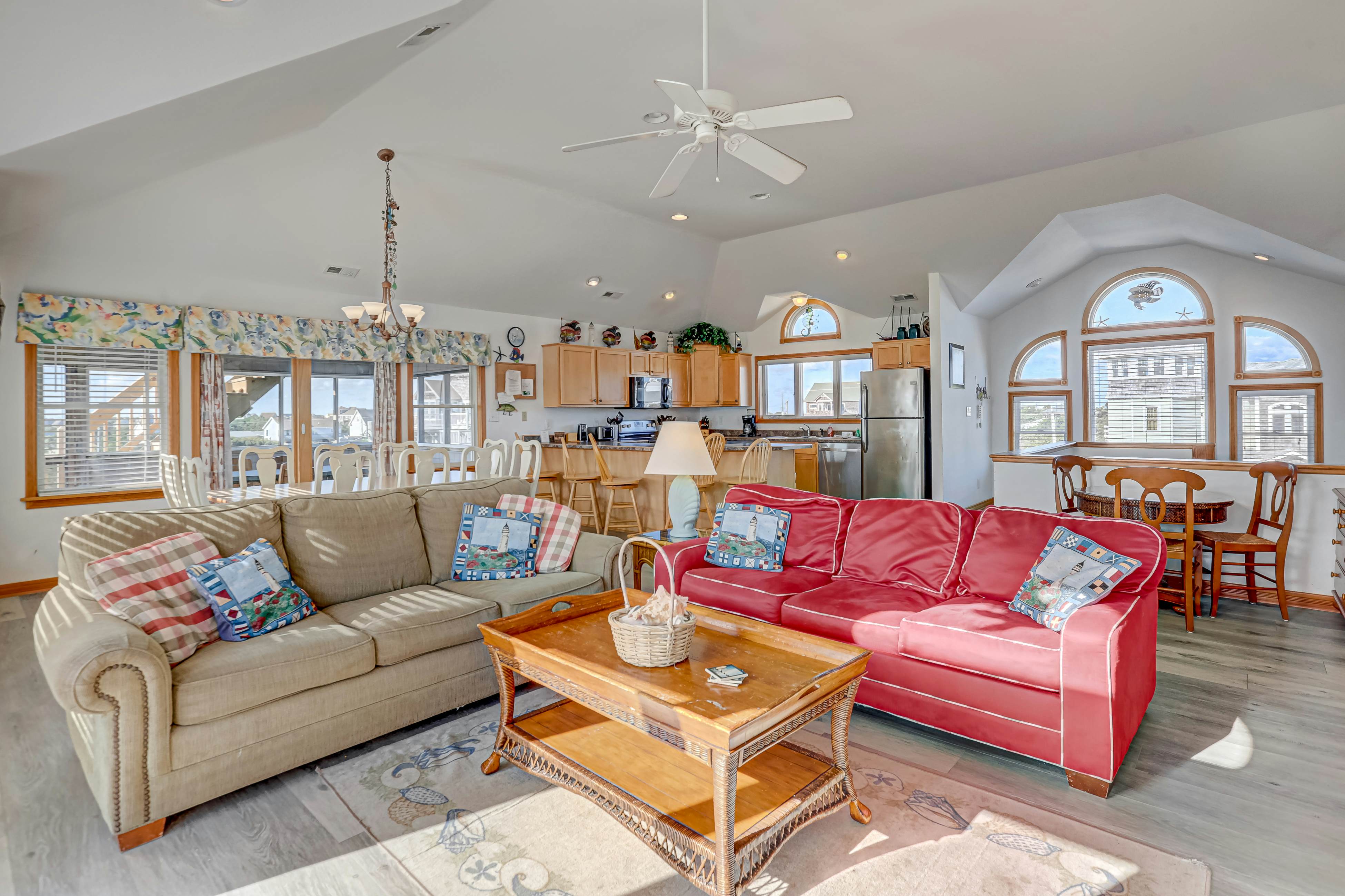 WVSIS7 Beauty on the Beach