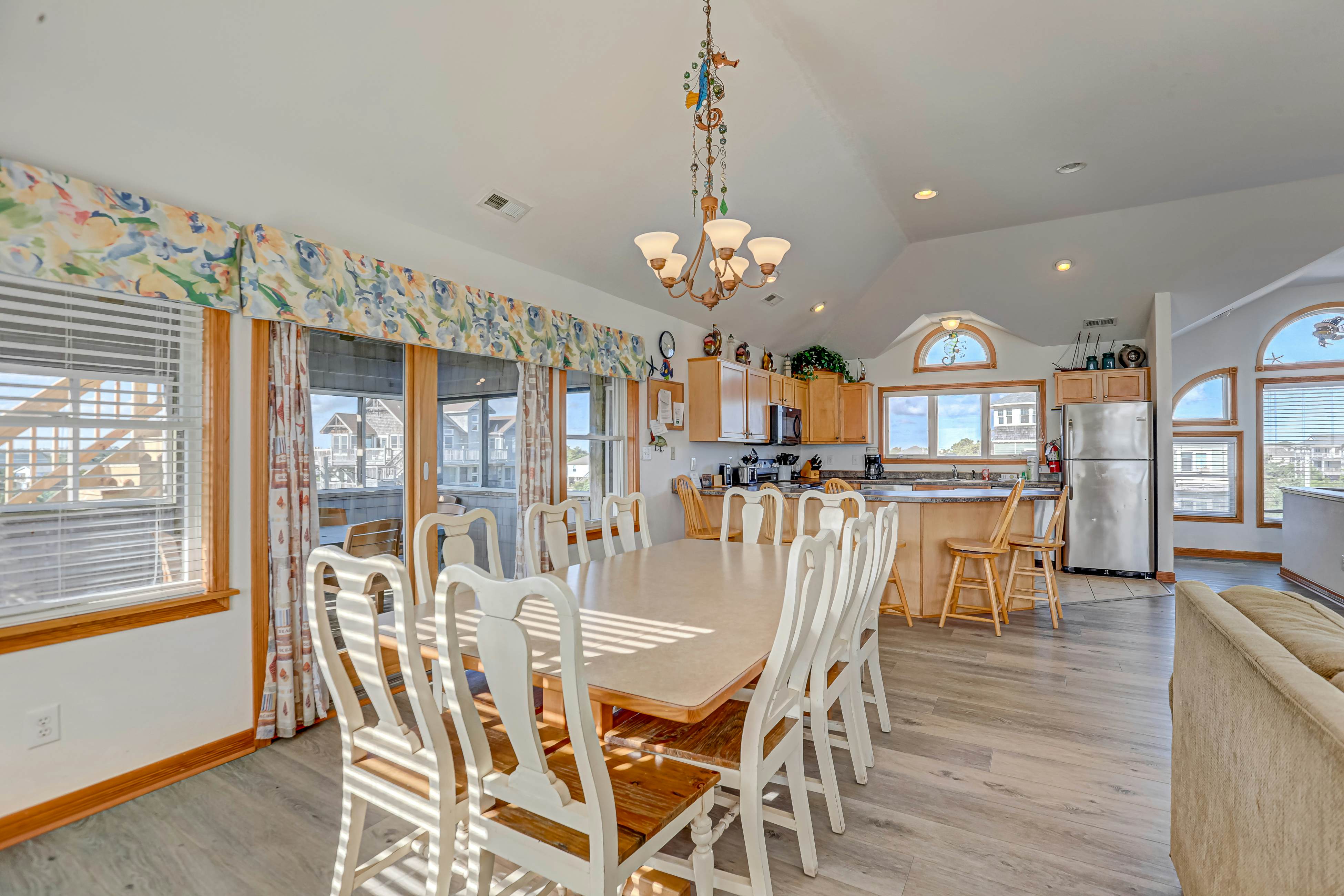 WVSIS7 Beauty on the Beach