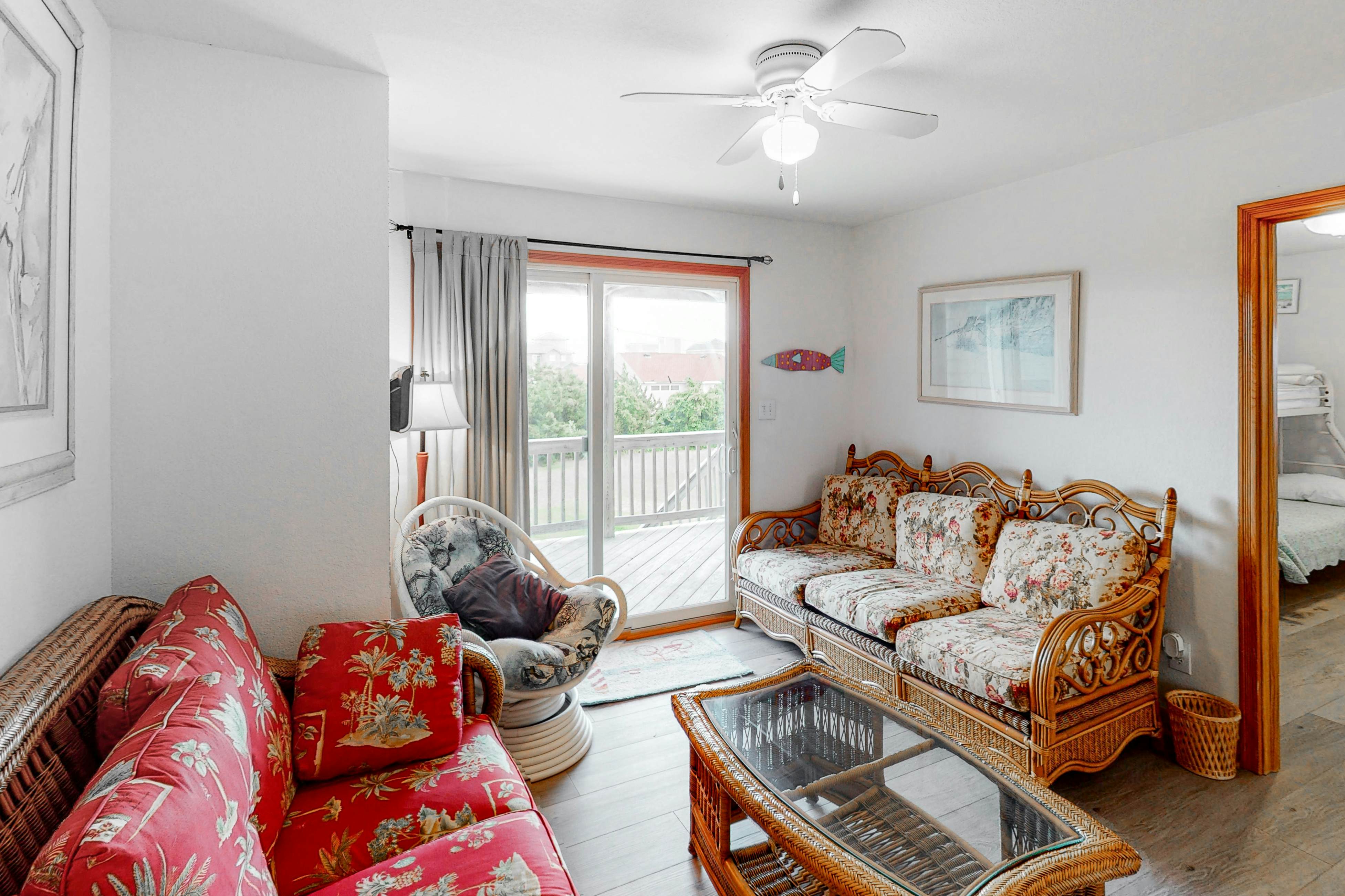 WVSIS7 Beauty on the Beach