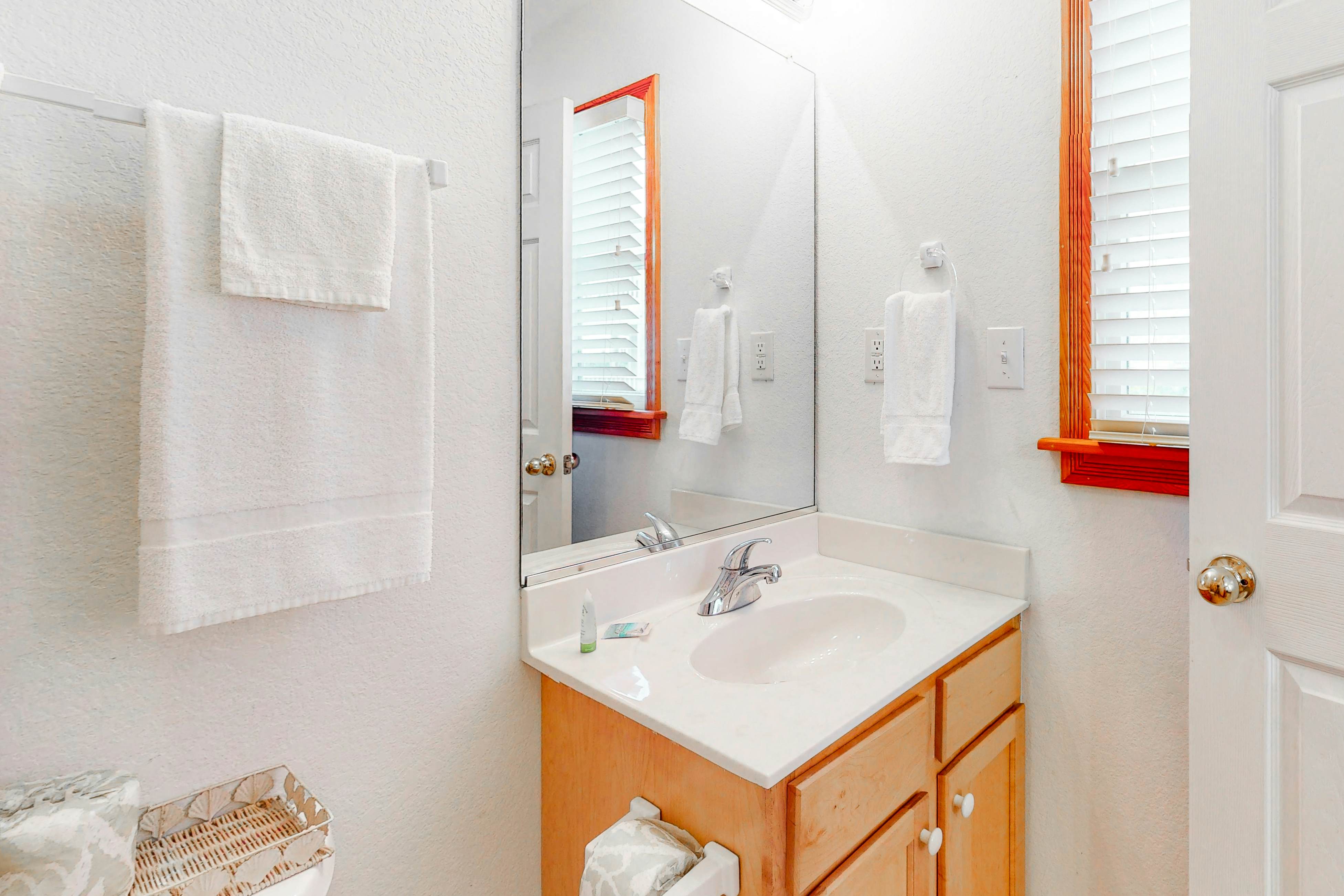 WVSIS7 Beauty on the Beach