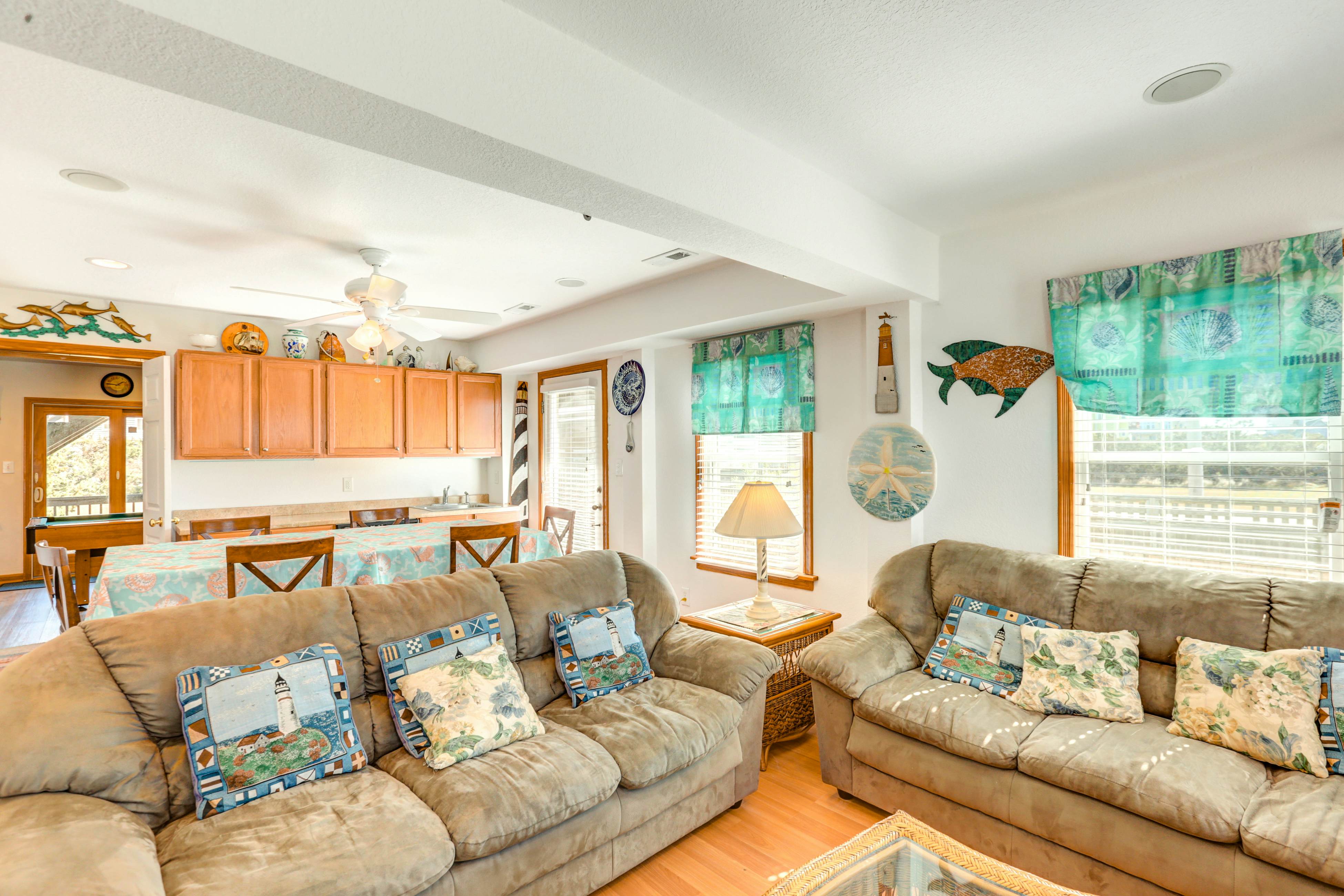 WVSIS7 Beauty on the Beach