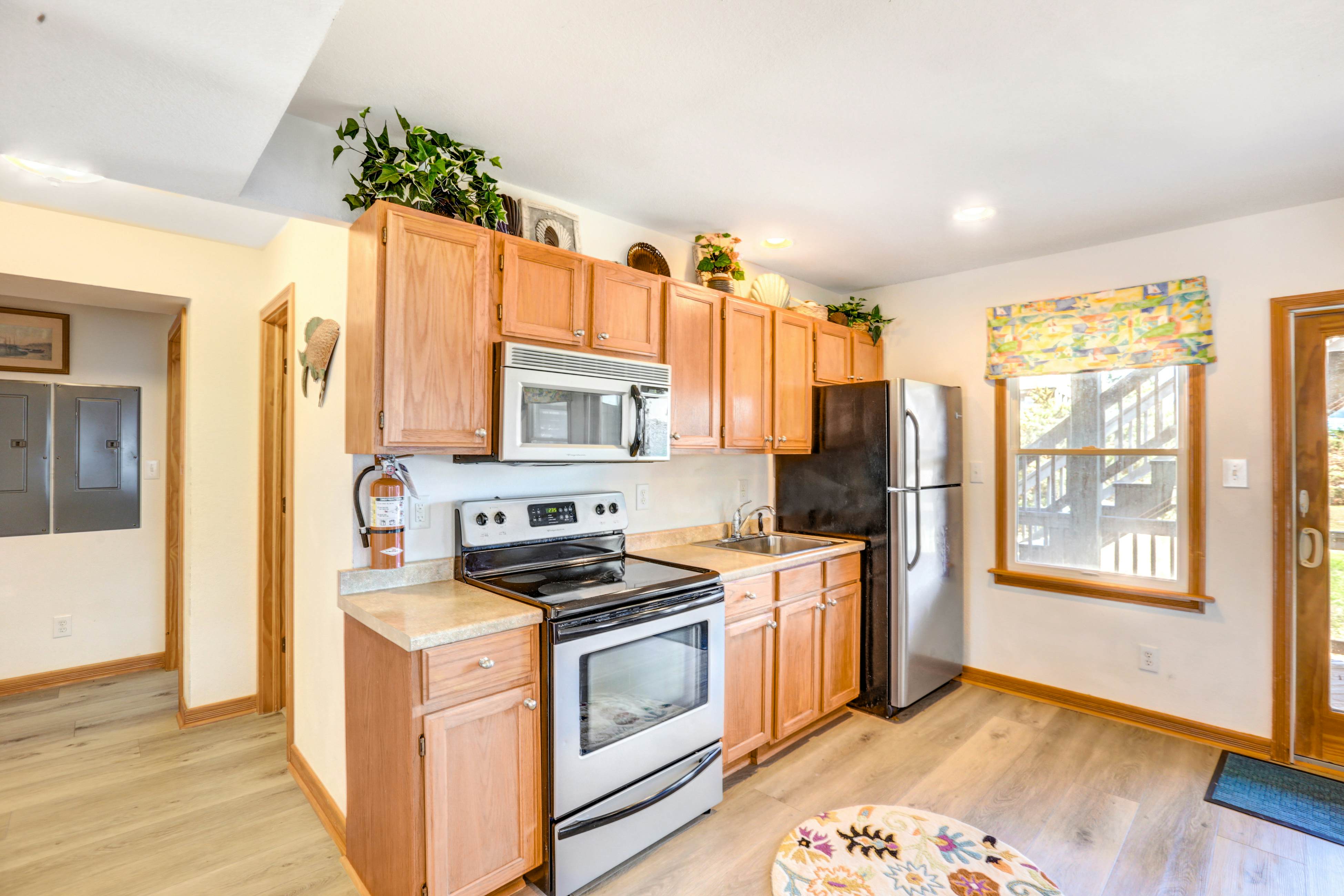 WVSIS7 Beauty on the Beach