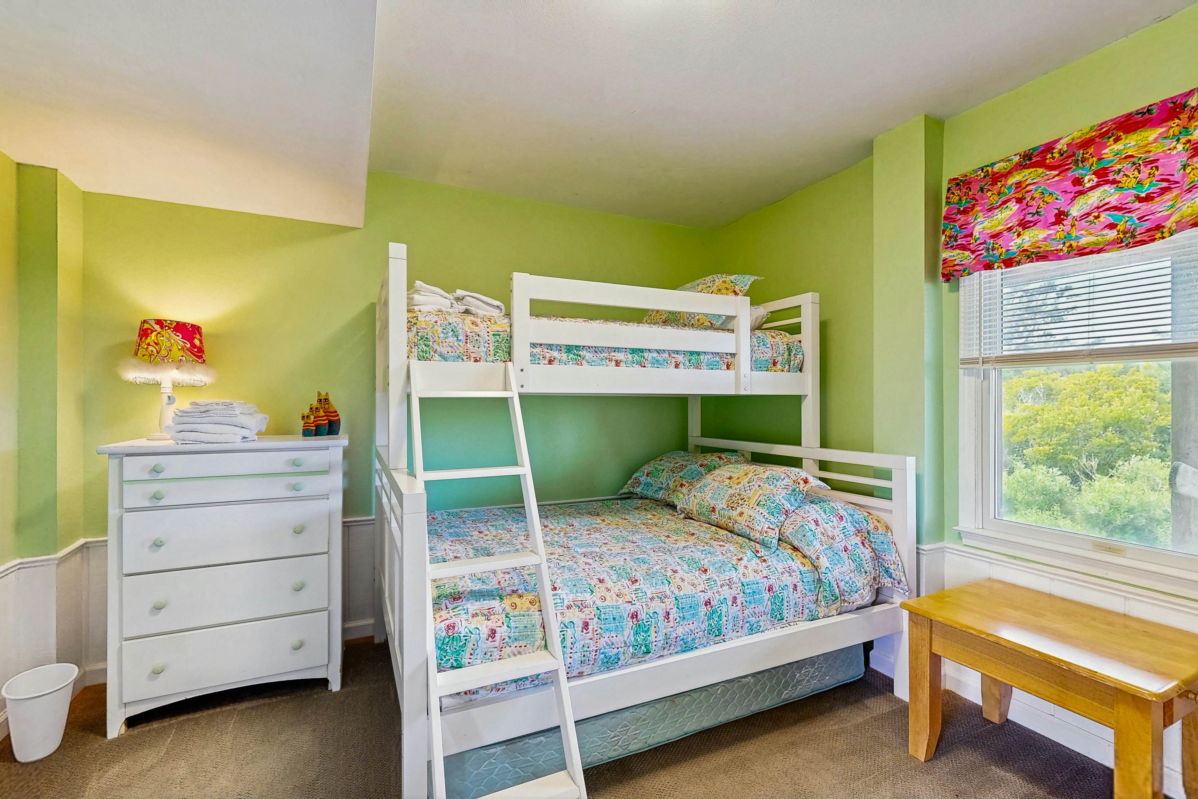 FOSS34 Banana Wind #34-F