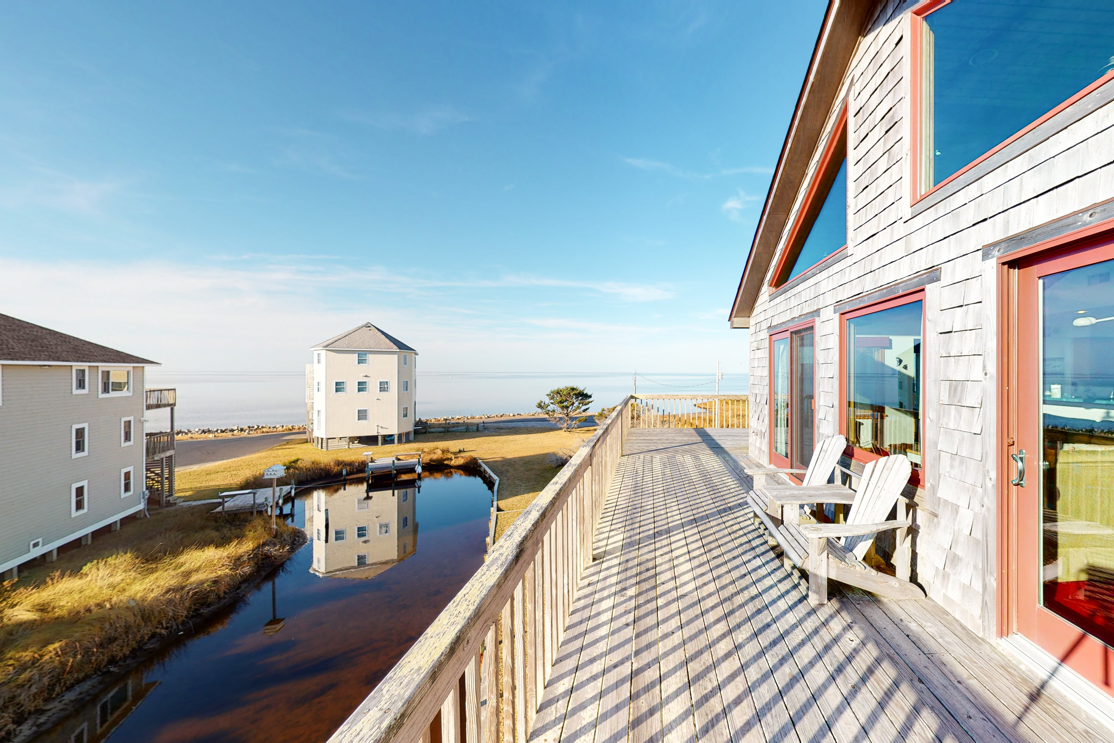 Waterfront House w/ Sound View, Free WiFi, Private Washer/Dryer, Shared Pool