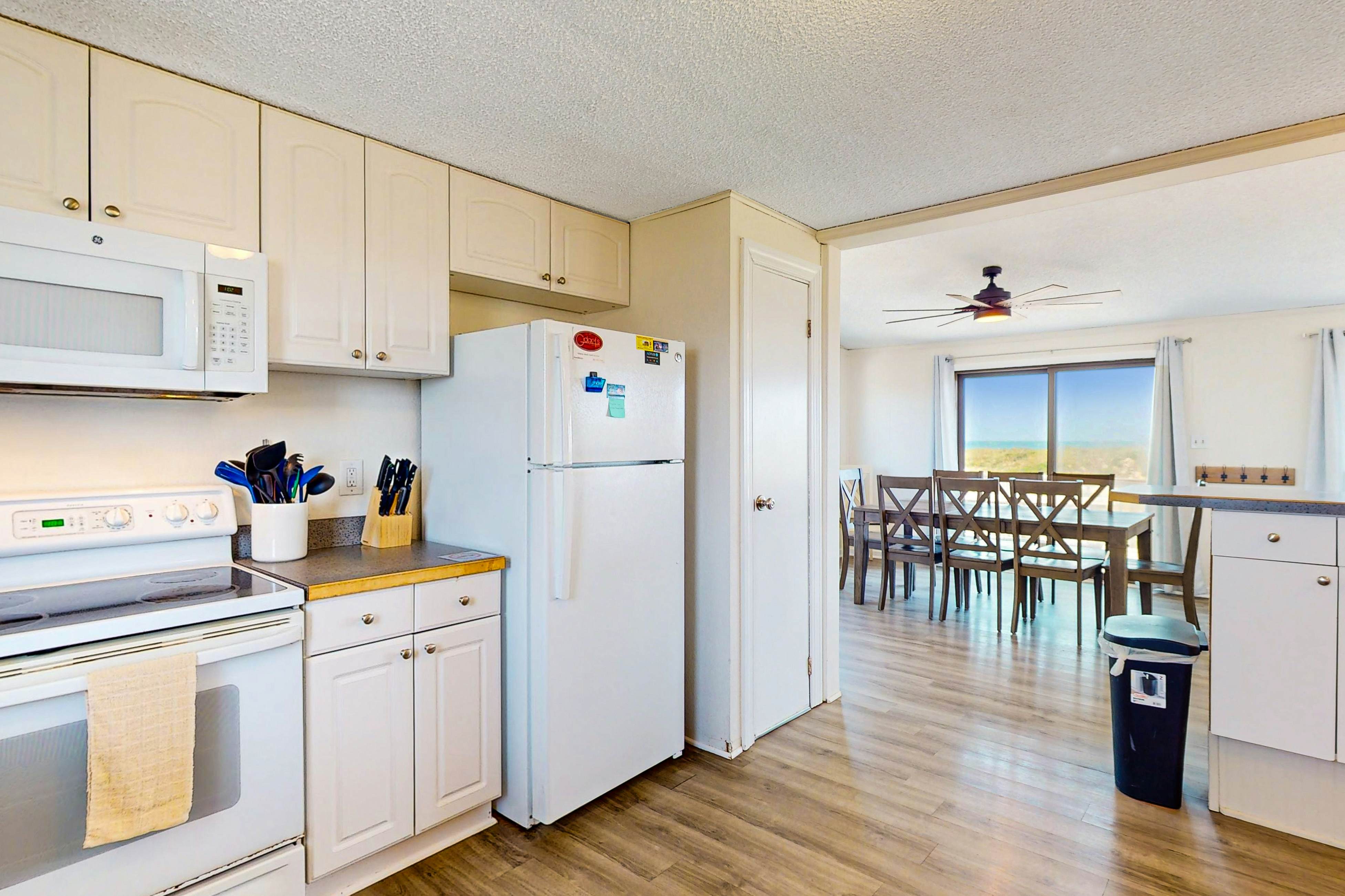 AVDE19 Kinnakeet Dunes