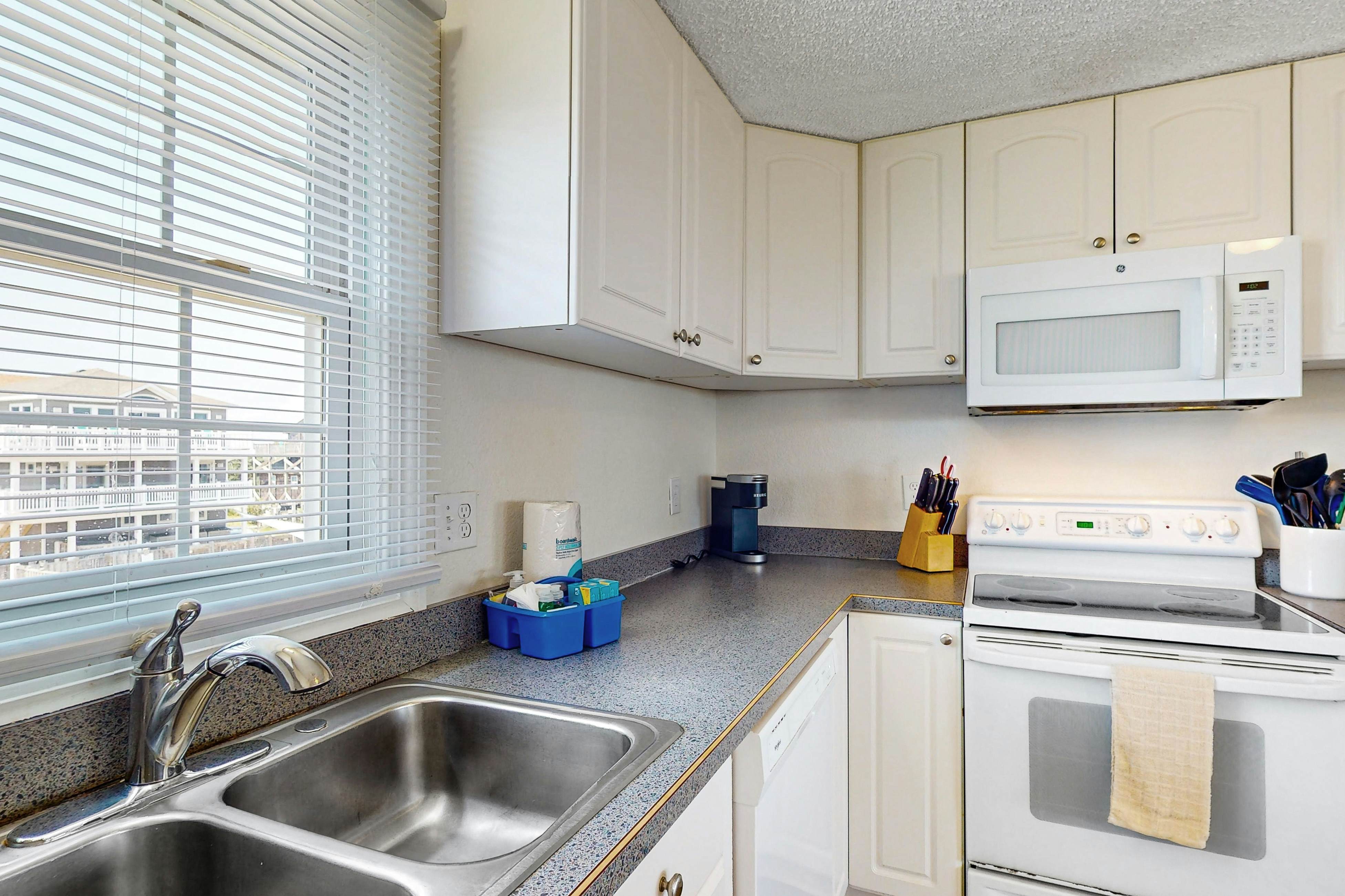 AVDE19 Kinnakeet Dunes