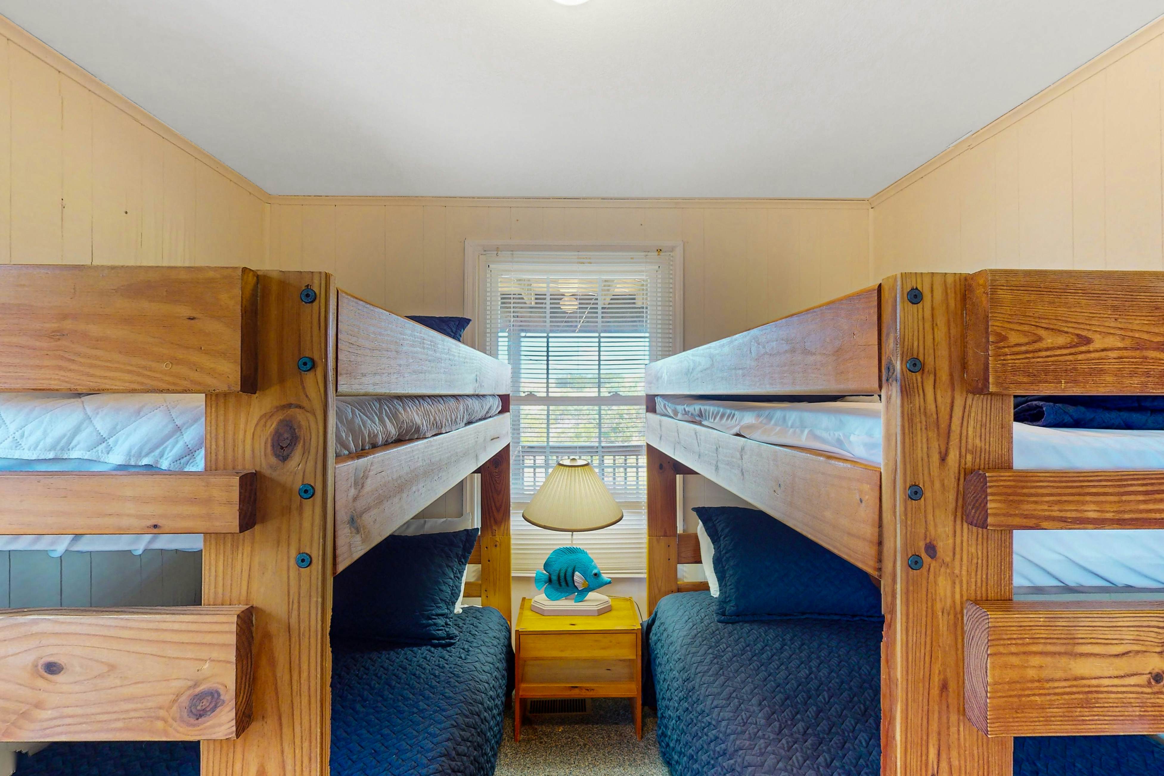 AVDE19 Kinnakeet Dunes