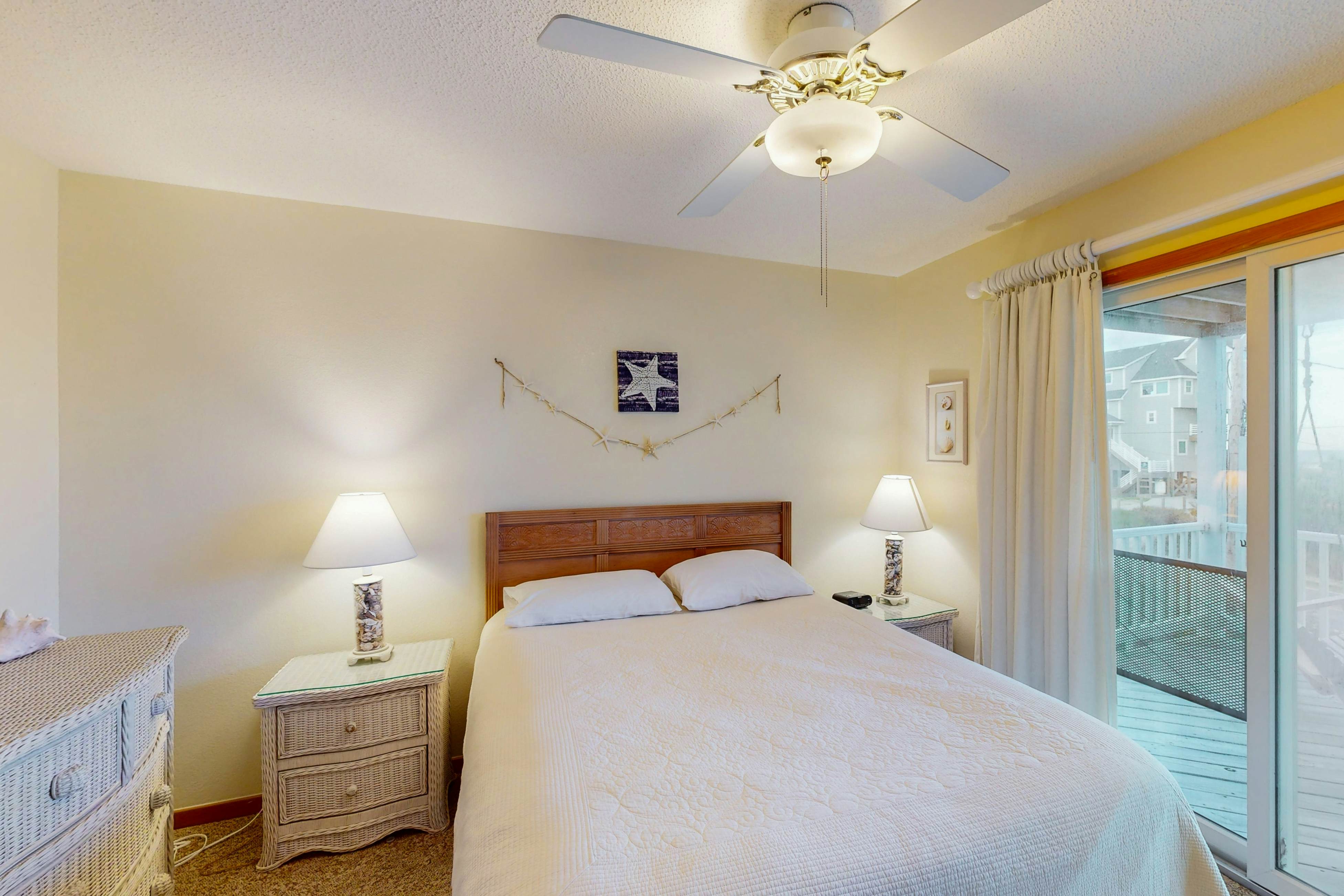 AVKS535 Dolphin Dreams