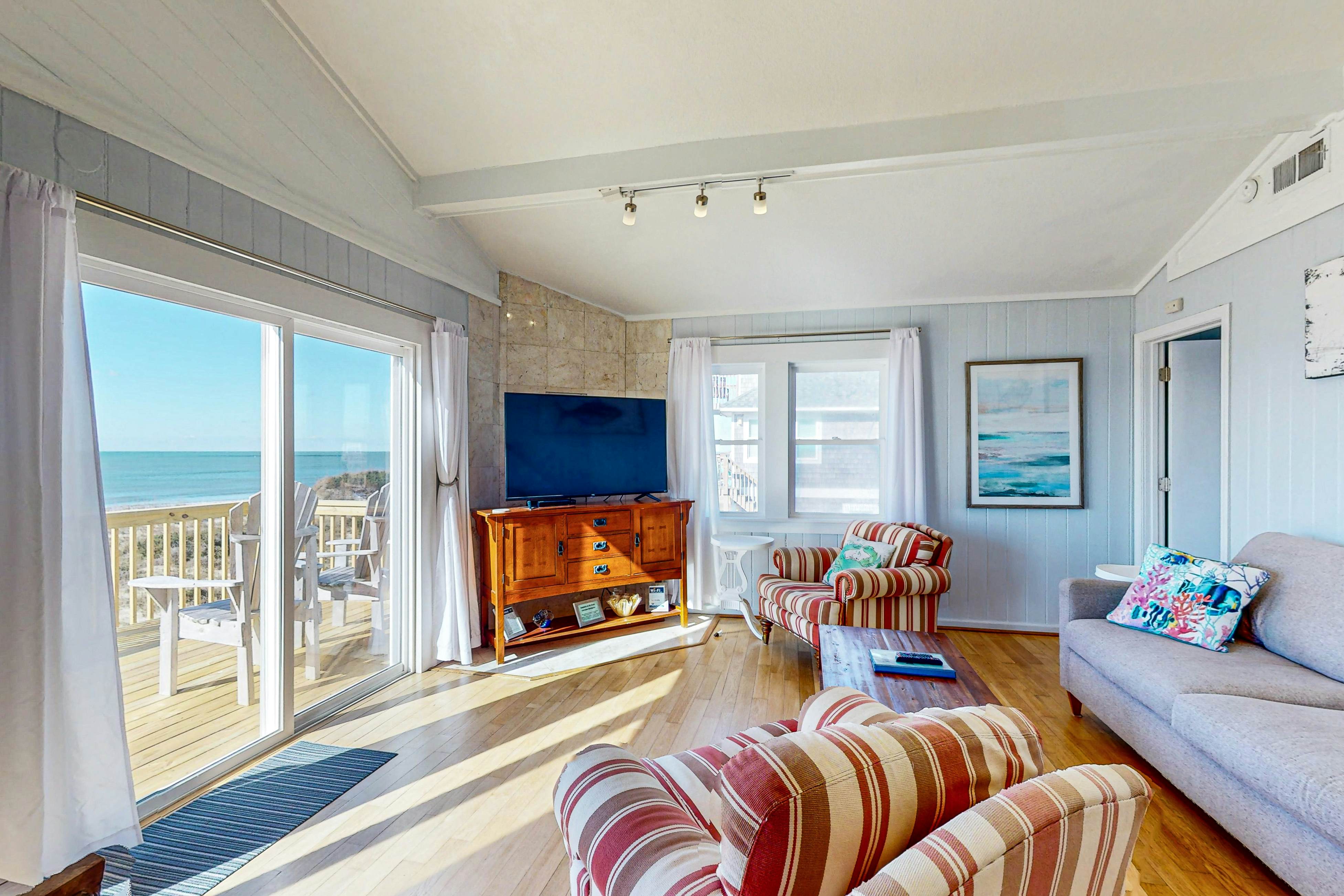 FOMV4 Happiness on the Beach