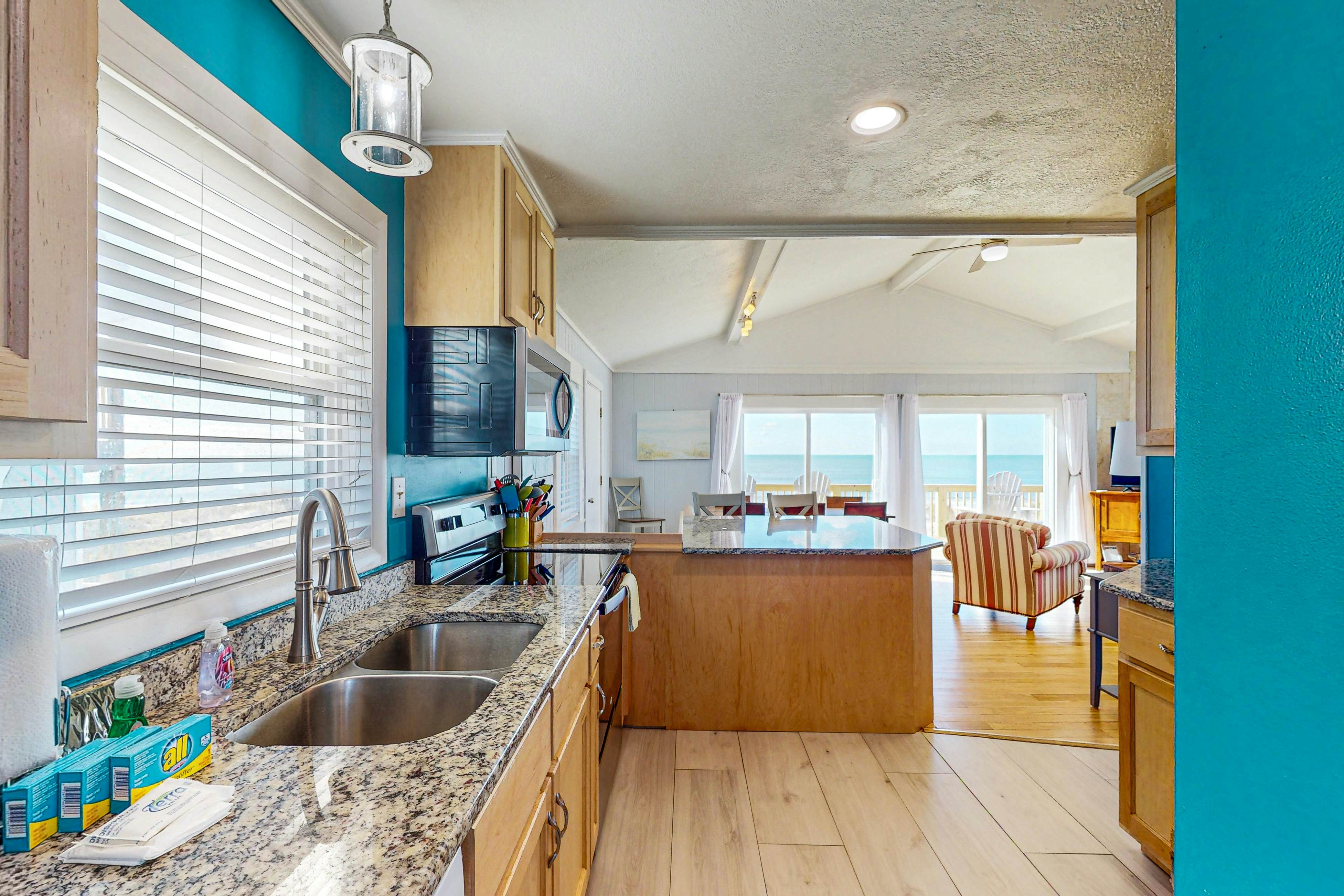 FOMV4 Happiness on the Beach