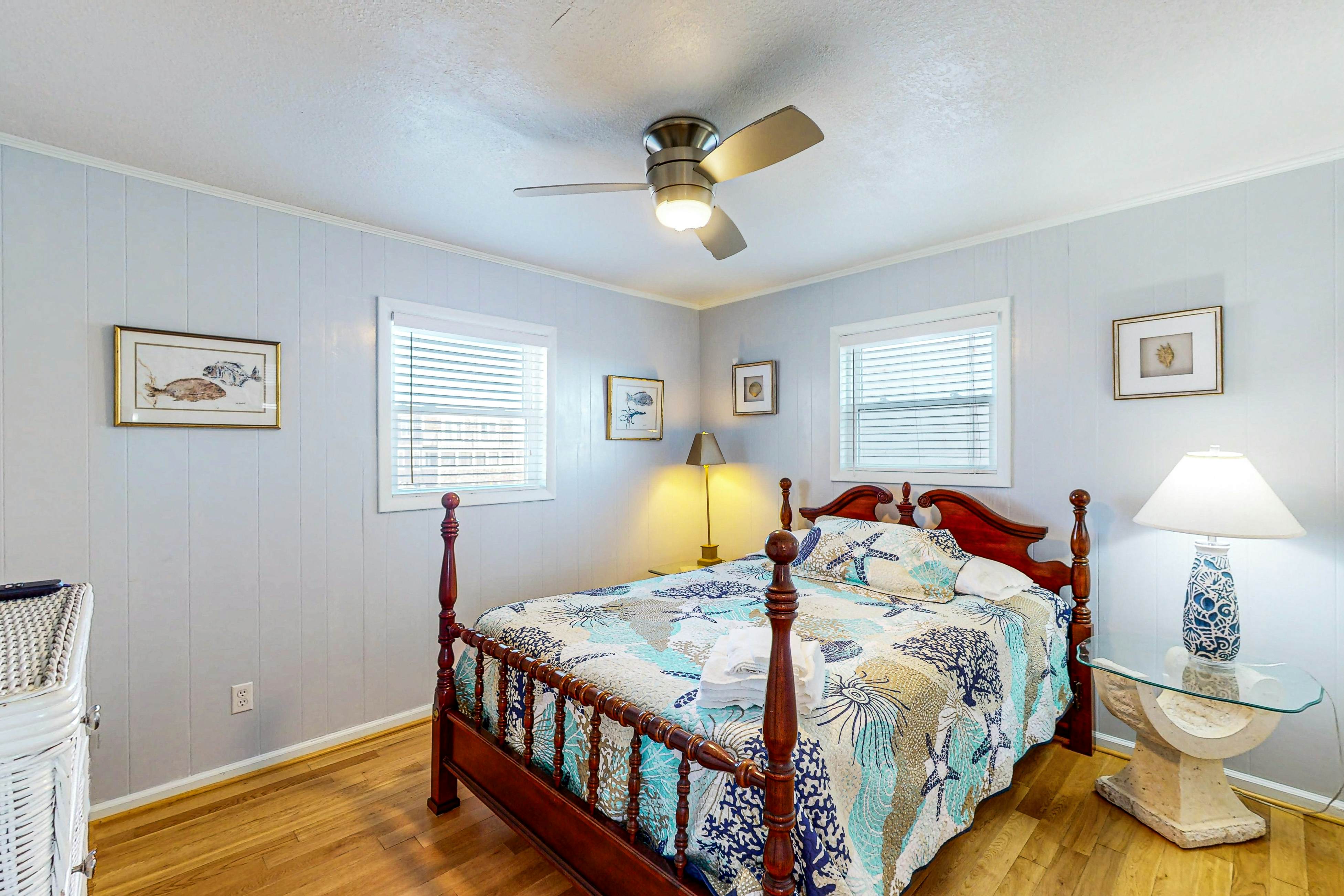 FOMV4 Happiness on the Beach