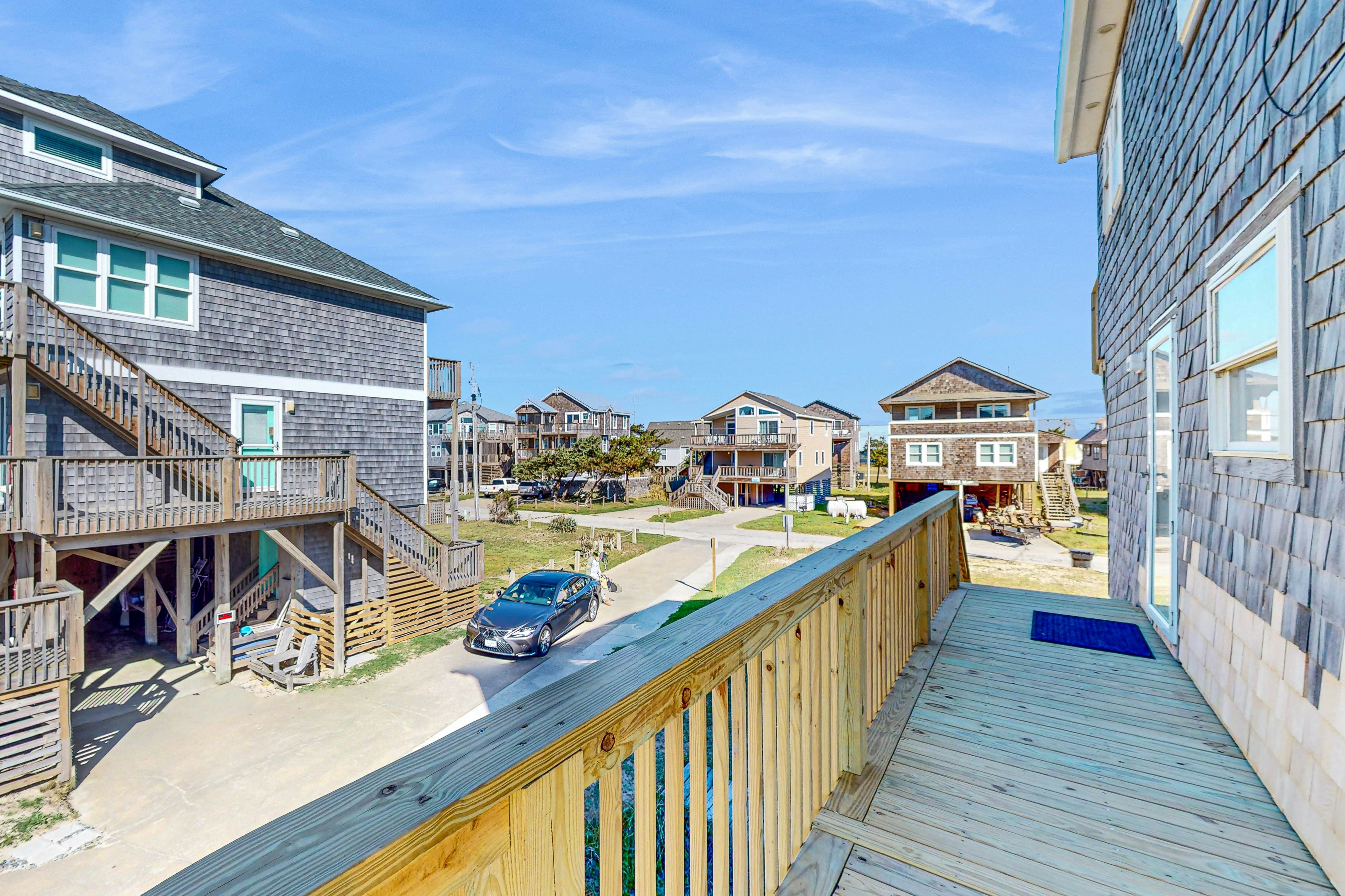 FOMV4 Happiness on the Beach