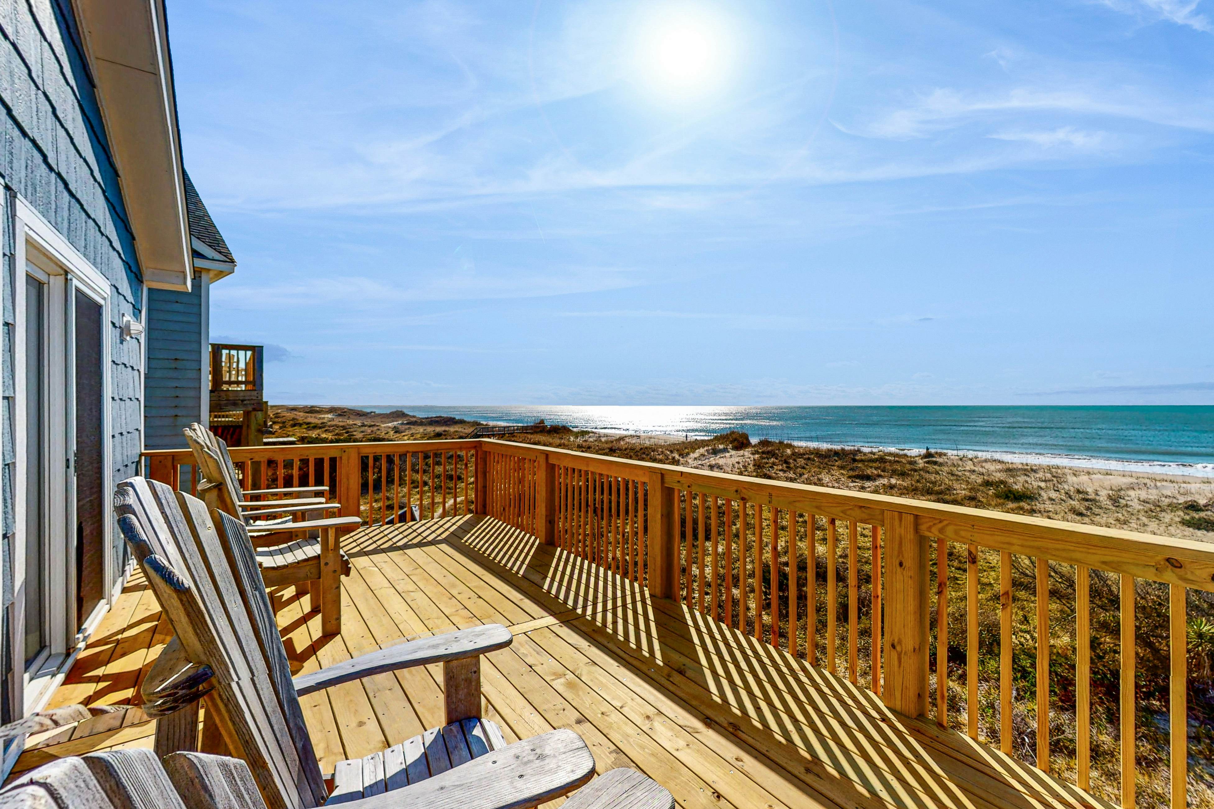 FOMV4 Happiness on the Beach