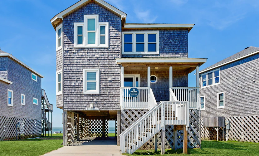 Waterfront home with gorgeous Sound view, private hot tub, W/D & pool