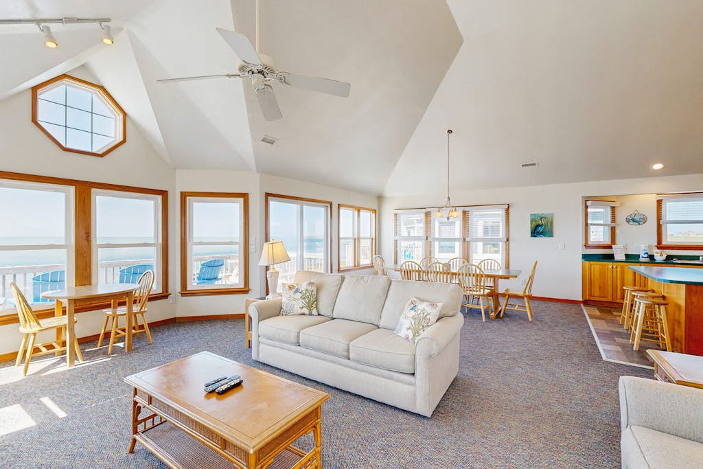 Waterfront home with gorgeous Sound view, private hot tub, W/D & pool