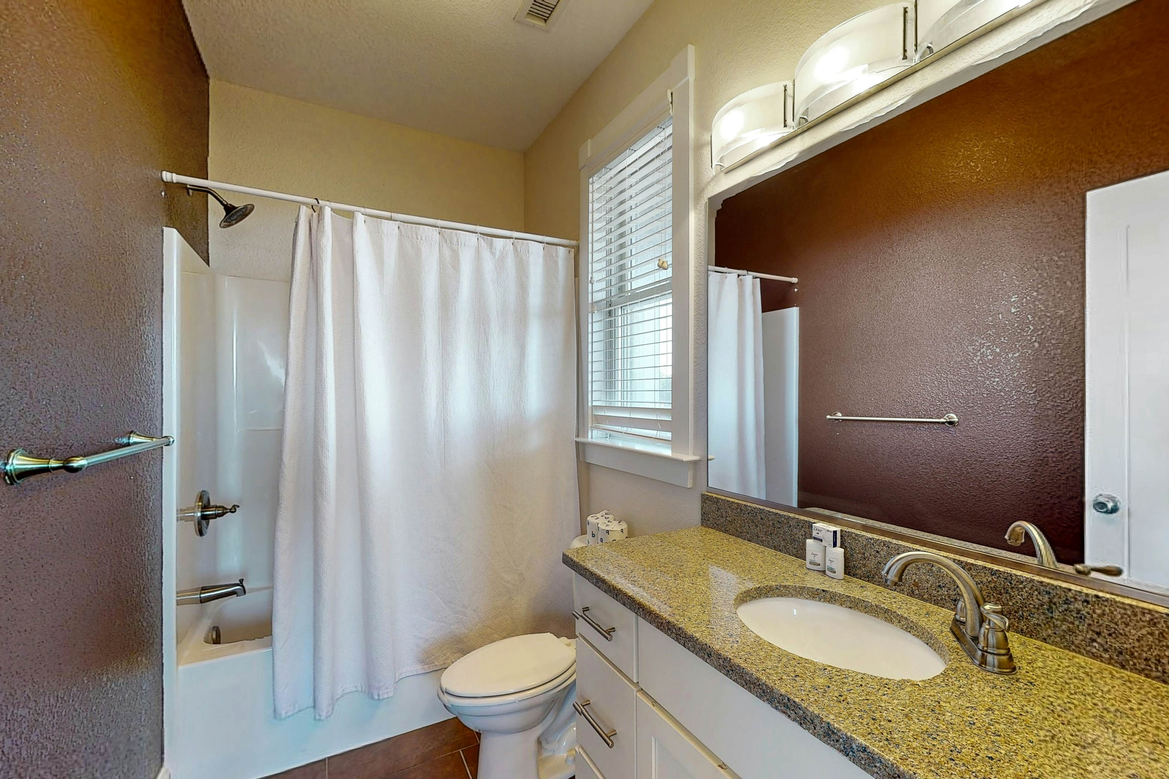 FOLE100 Oak Dunes 100