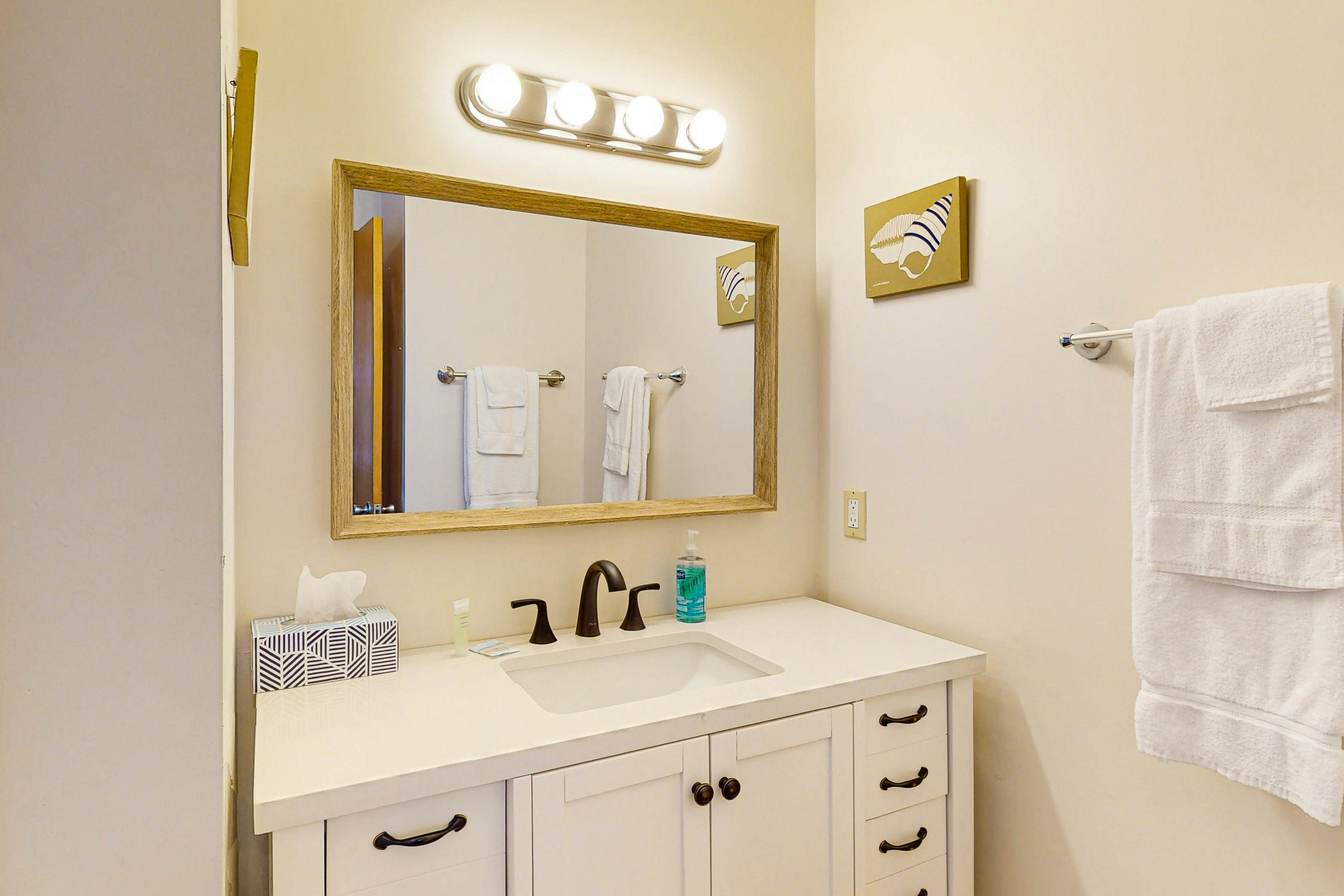 AVIC4 Island Squall  #4-I