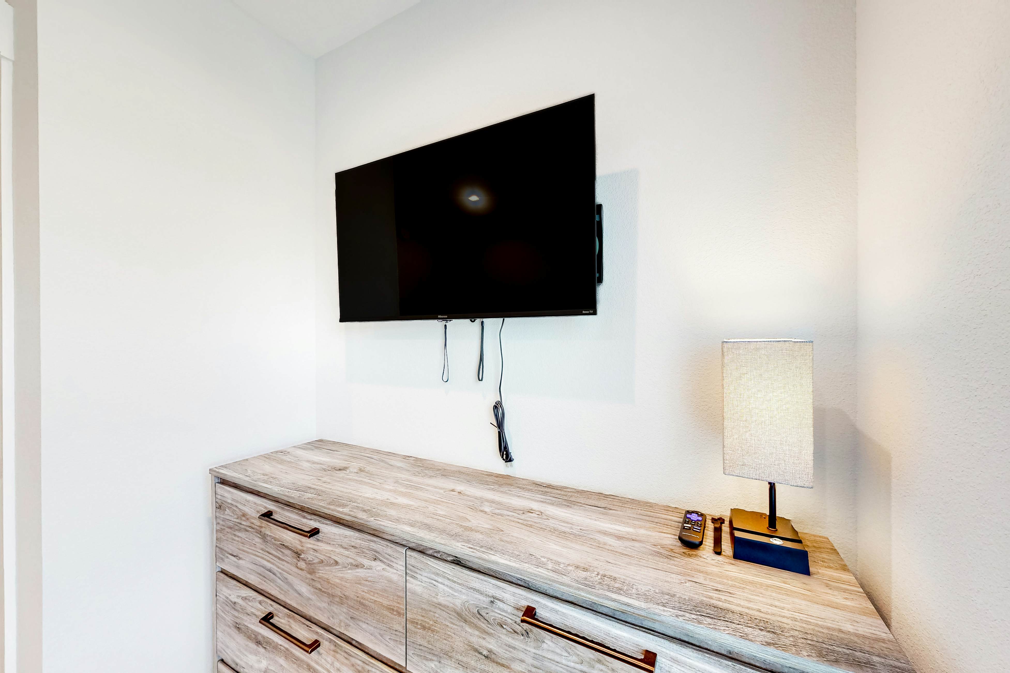 AV100 Coastal Paradise