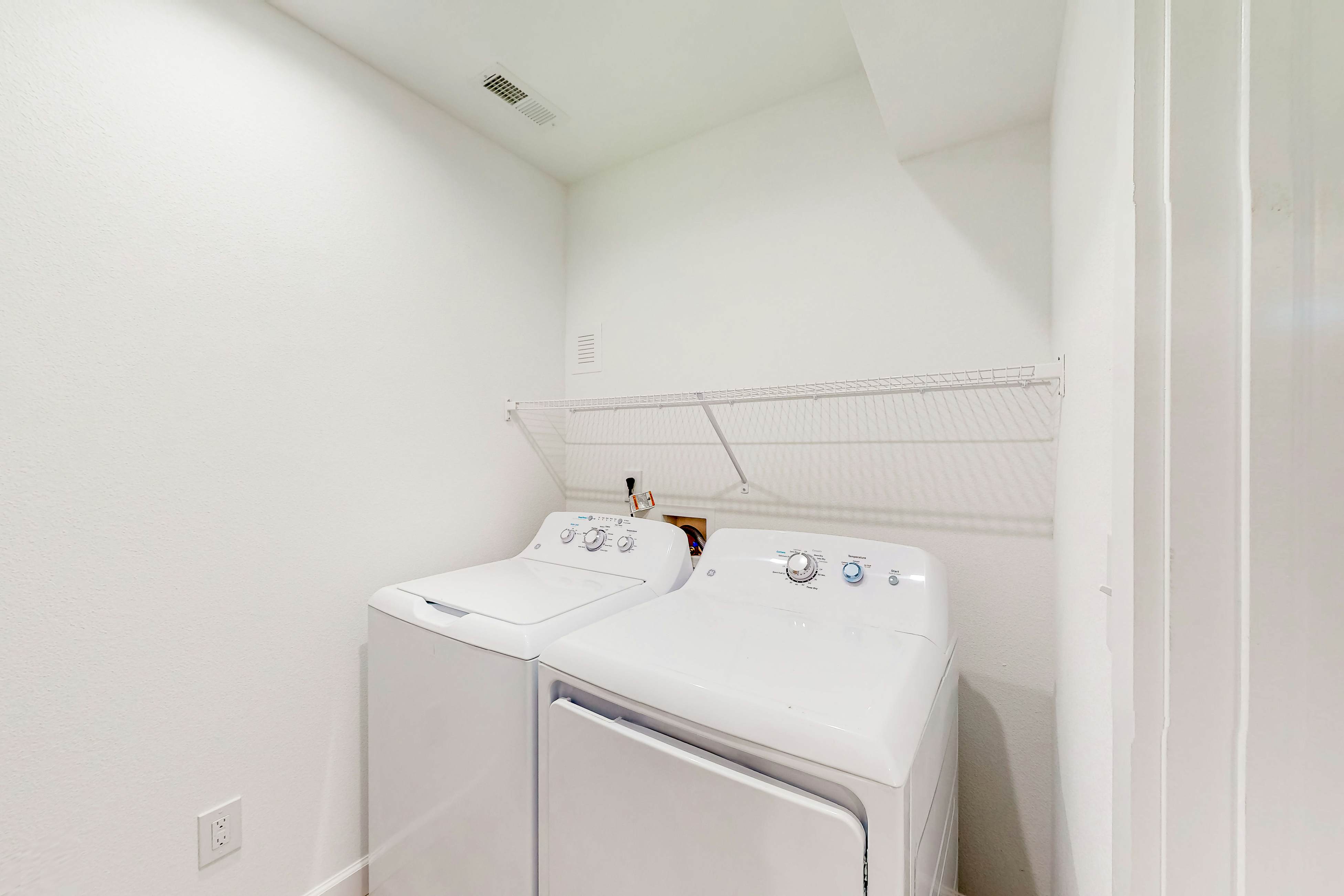 AV100 Coastal Paradise