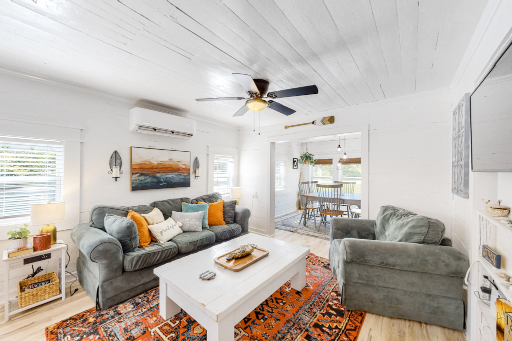 FO960 The Blue Pearl