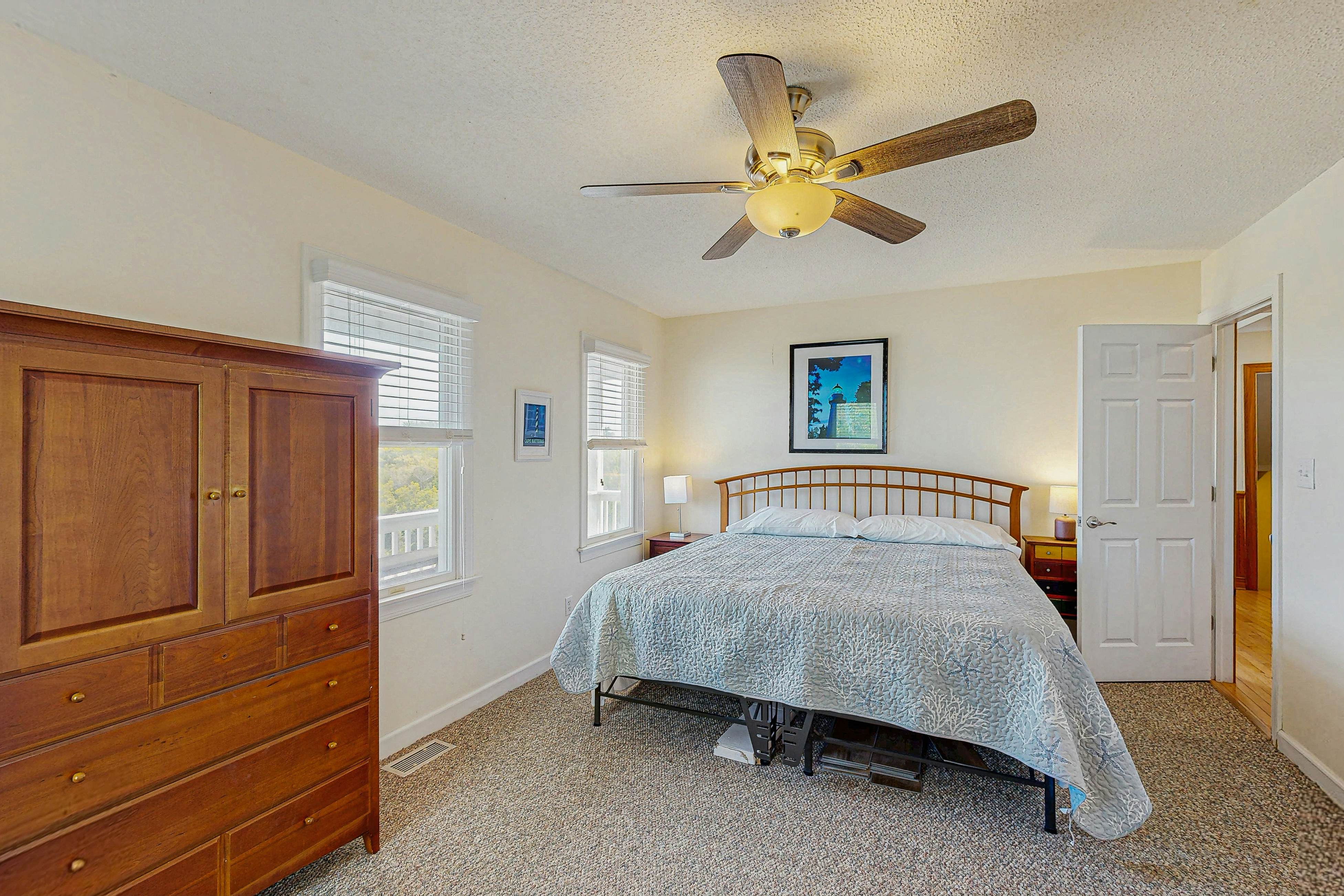 AVWKS121 Time and Tide #1-12