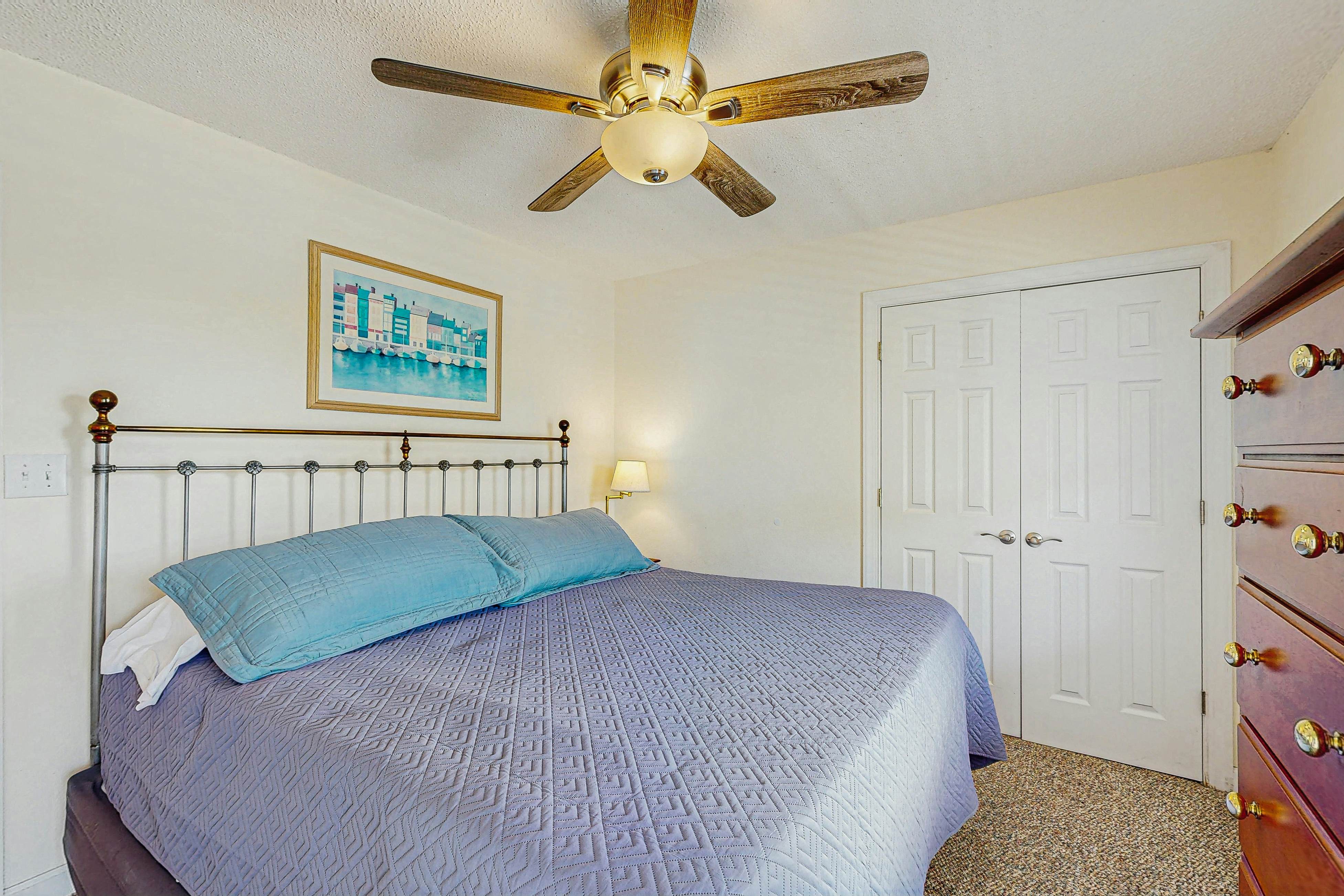 AVWKS121 Time and Tide #1-12