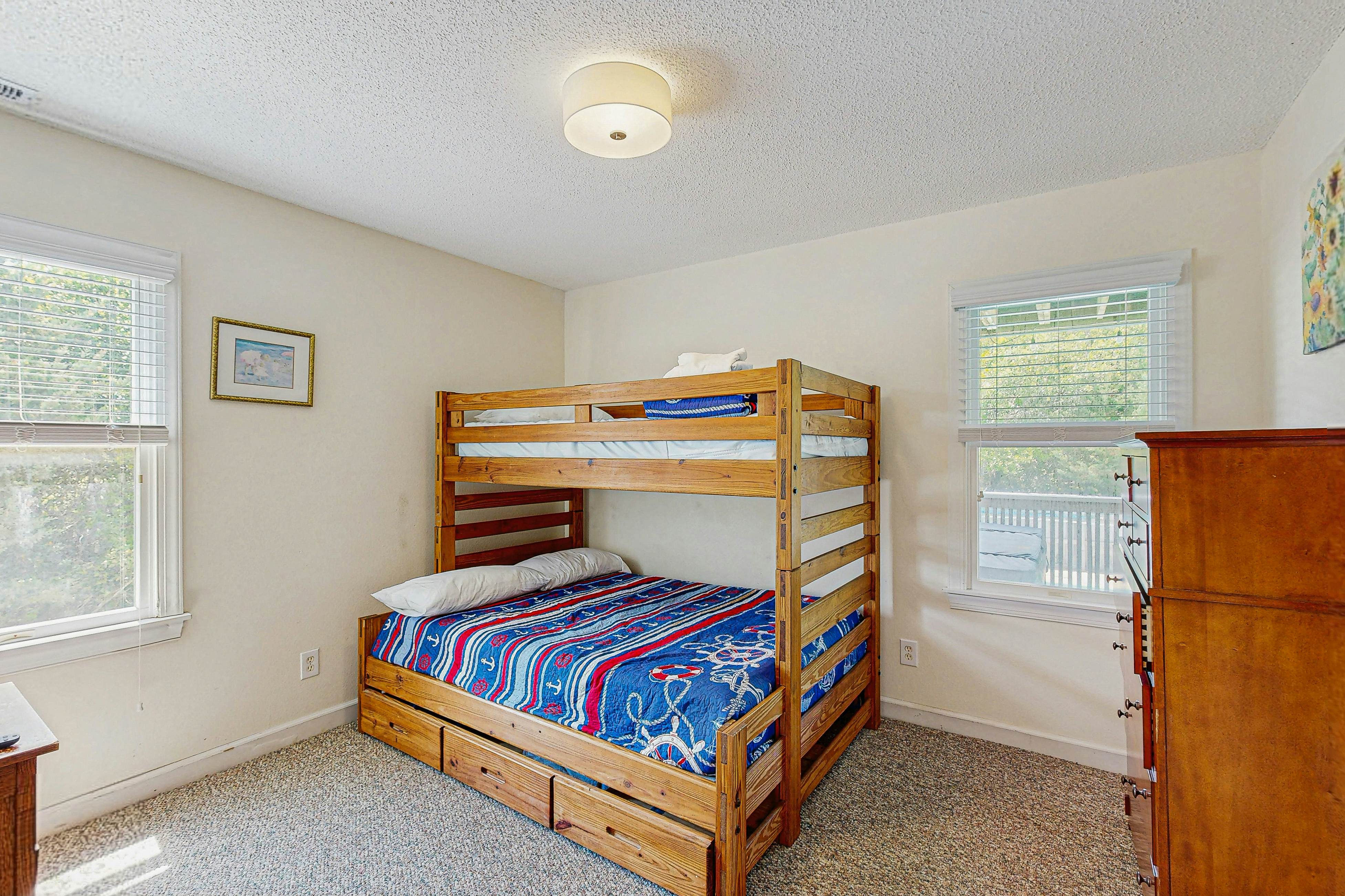 AVWKS121 Time and Tide #1-12