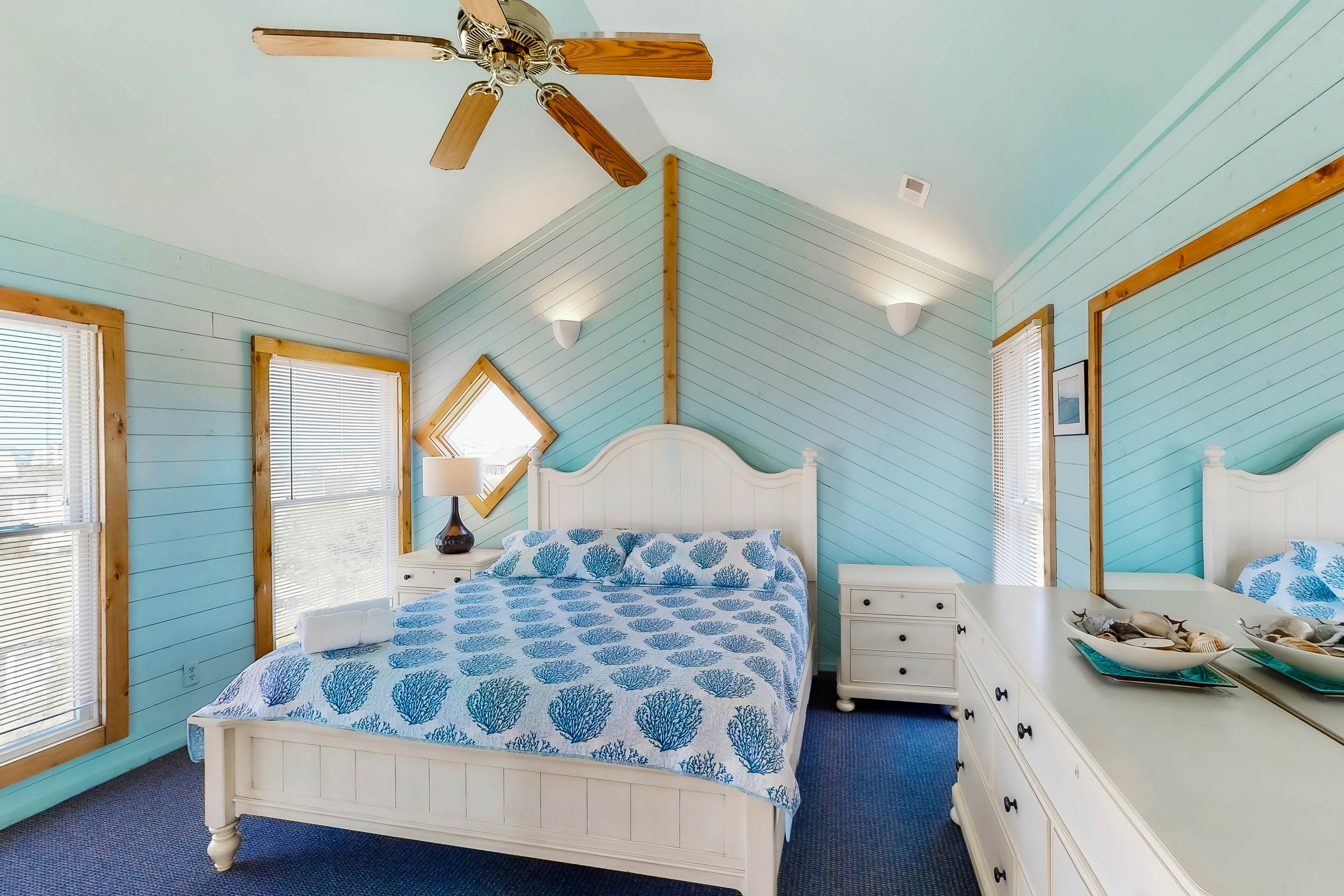 HAHD17 Recess  #17-HH