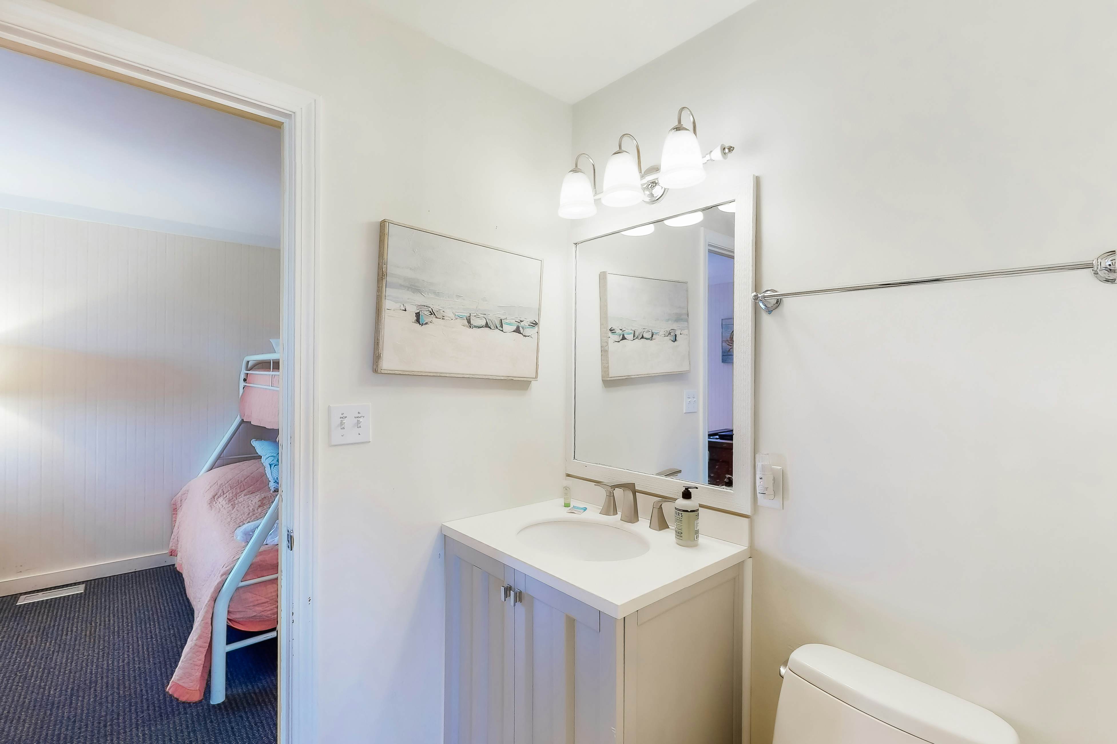 HAHD17 Recess  #17-HH