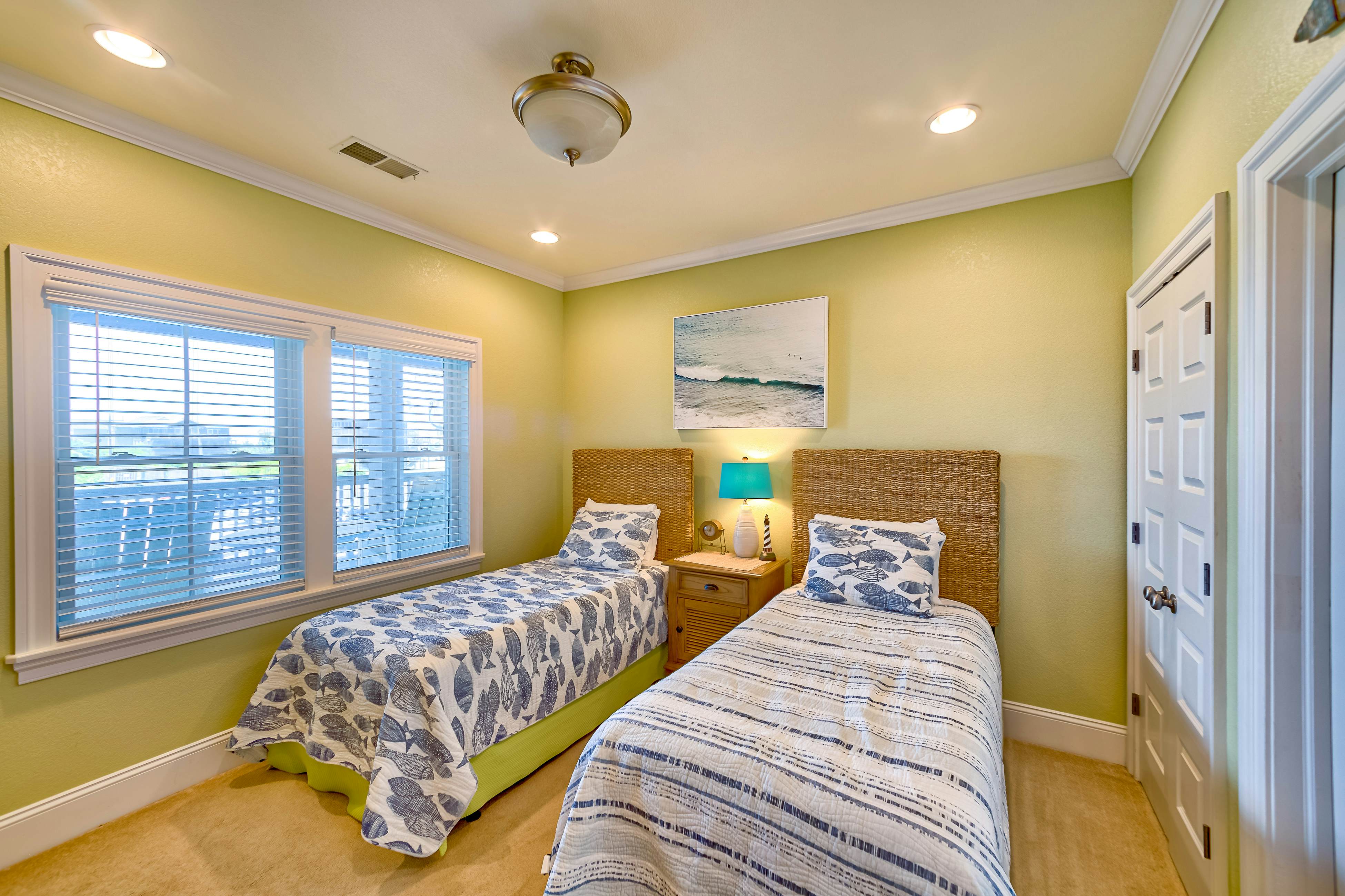 RORR991 Seas the Day A-3