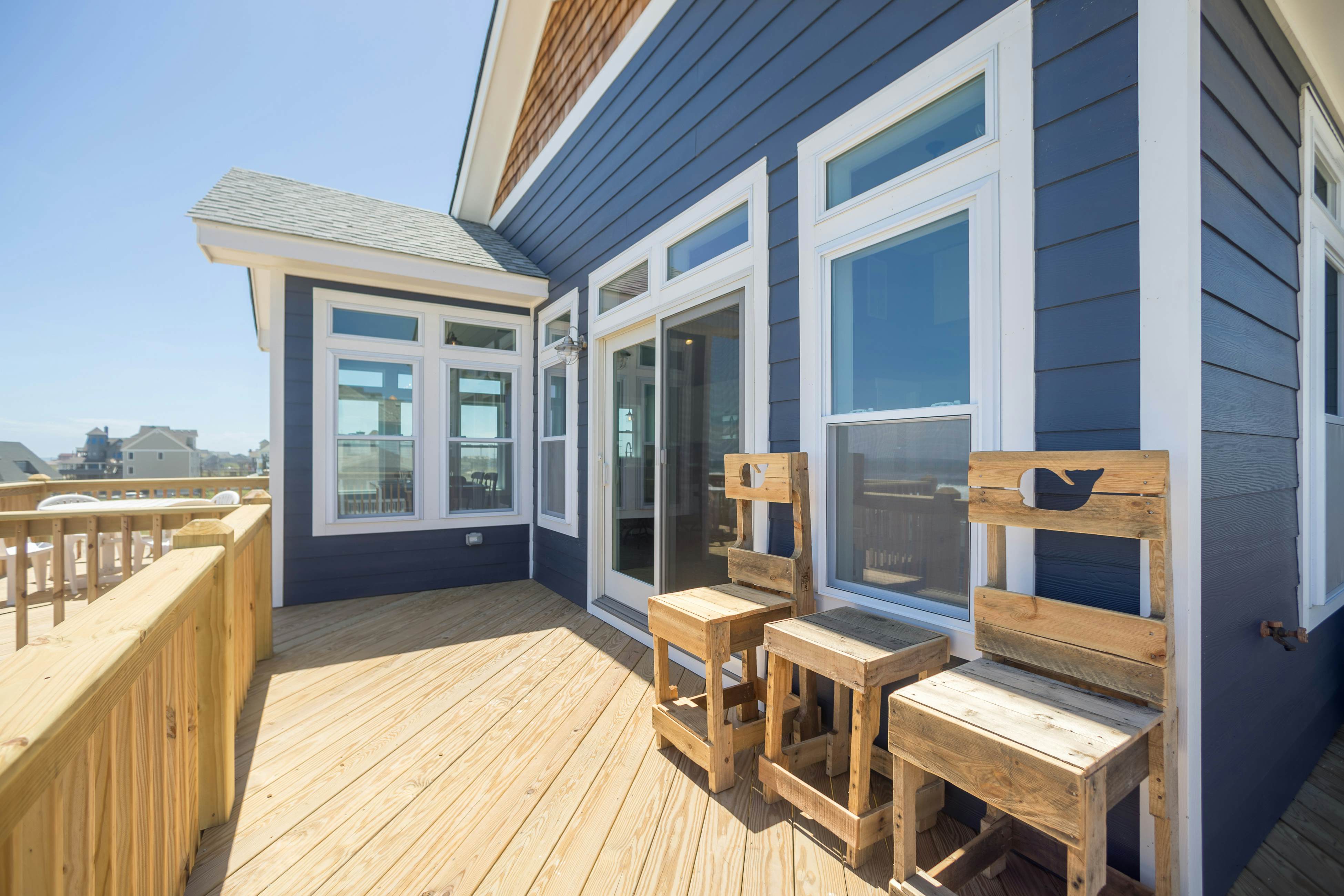 RO120 The Knotty Whale